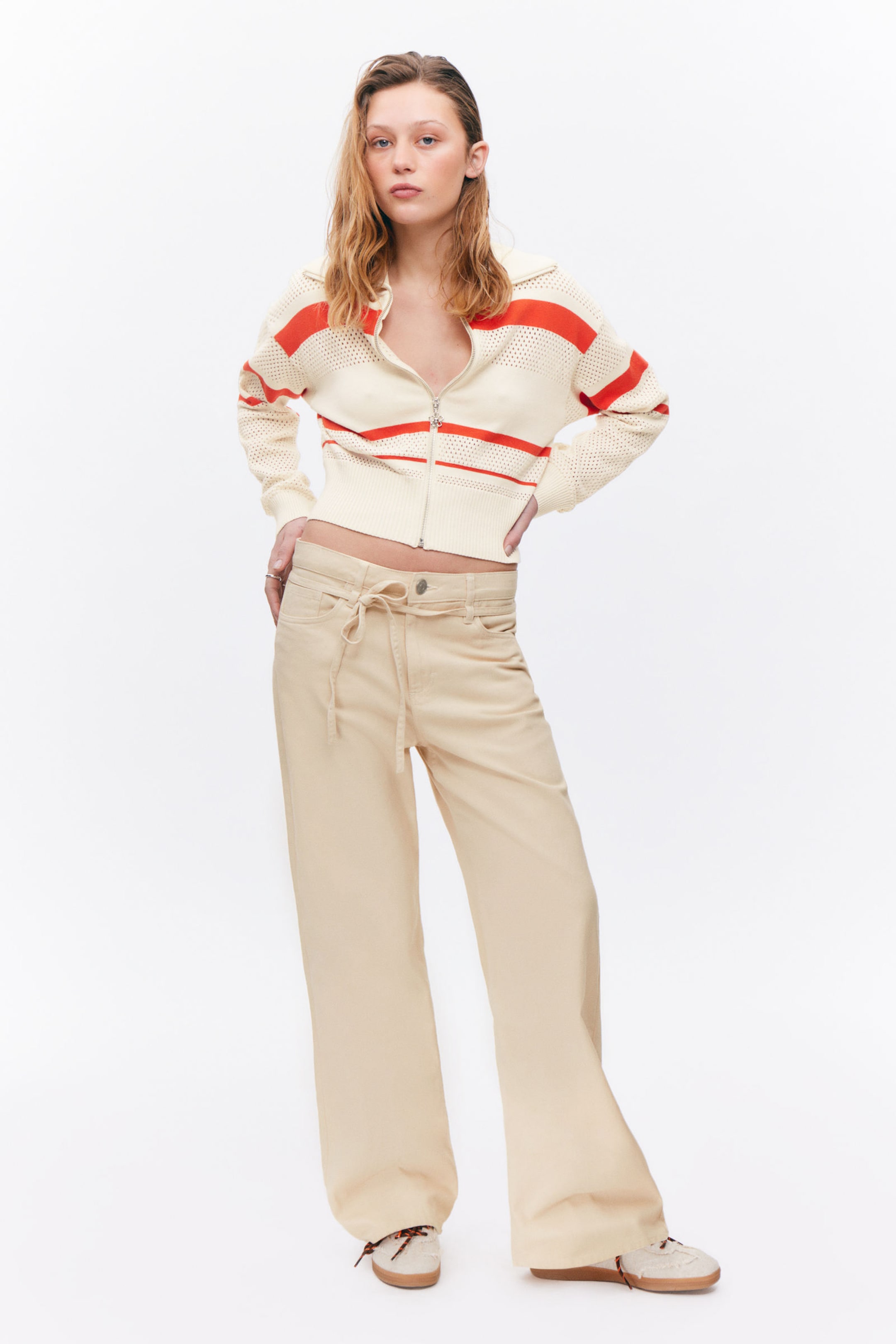 #D9D1BD - Relaxte keperstof broek met lage taille - 1