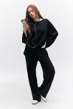 Black - Soft Oversized Long-Sleeved Top - 0