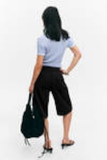 Black - Low Rise Cargo Cotton Twill Jorts - 2