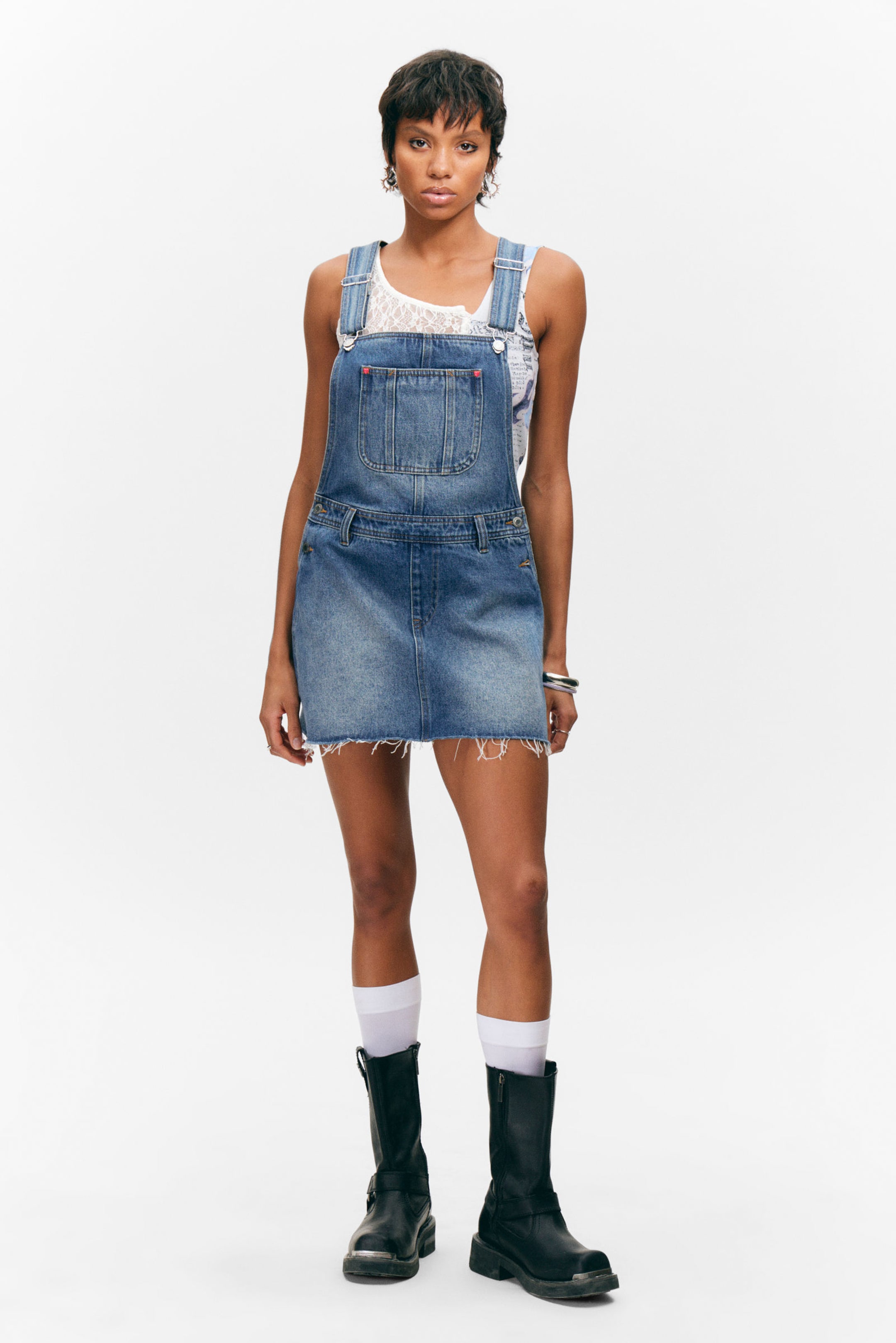 #79829D - Mini-Latzkleid aus Denim - 1