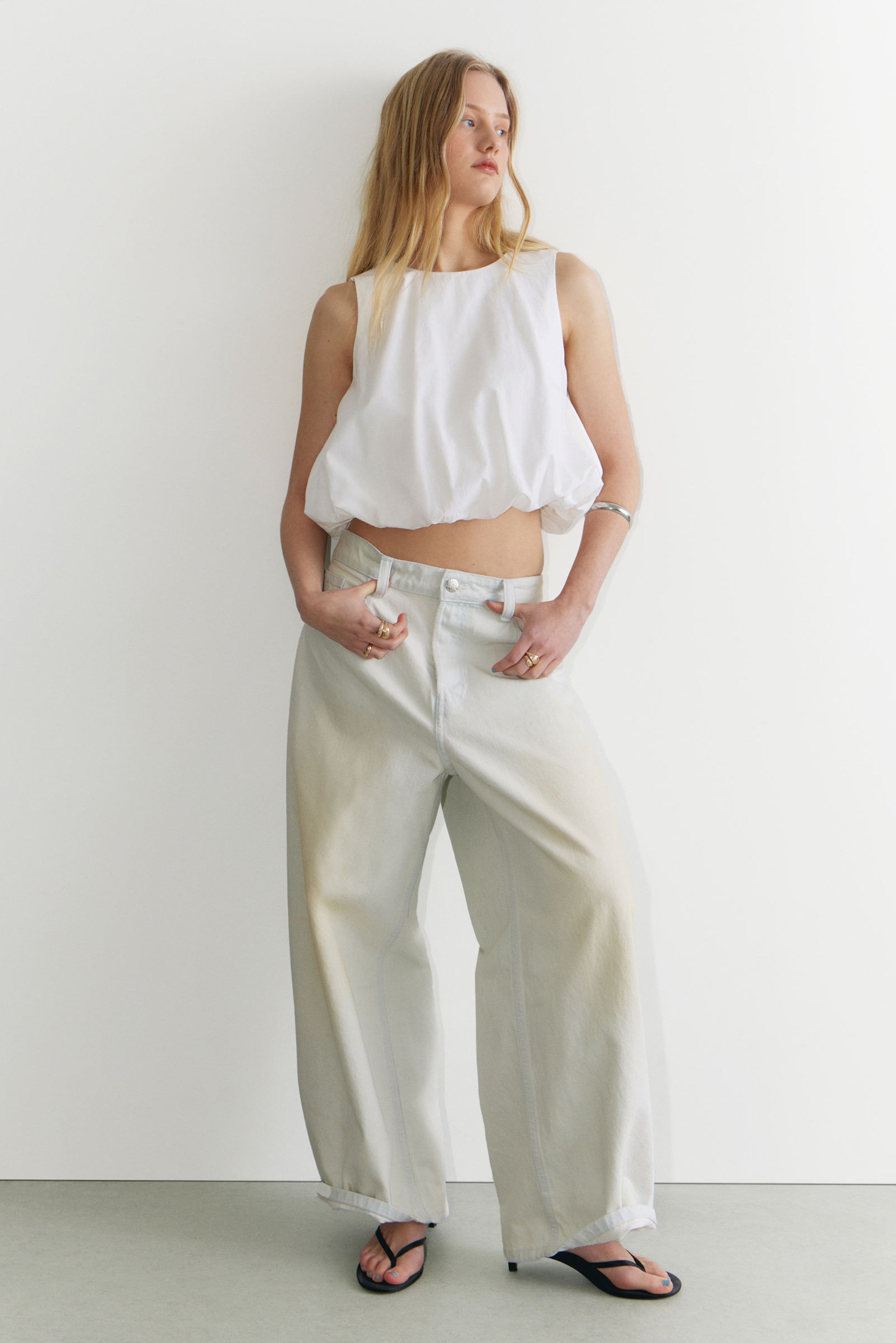 #FFFFFF - Balloon Hem Sleeveless Poplin Top - 2