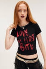 Black - Love At First Bite - Cropped t-shirt - 0