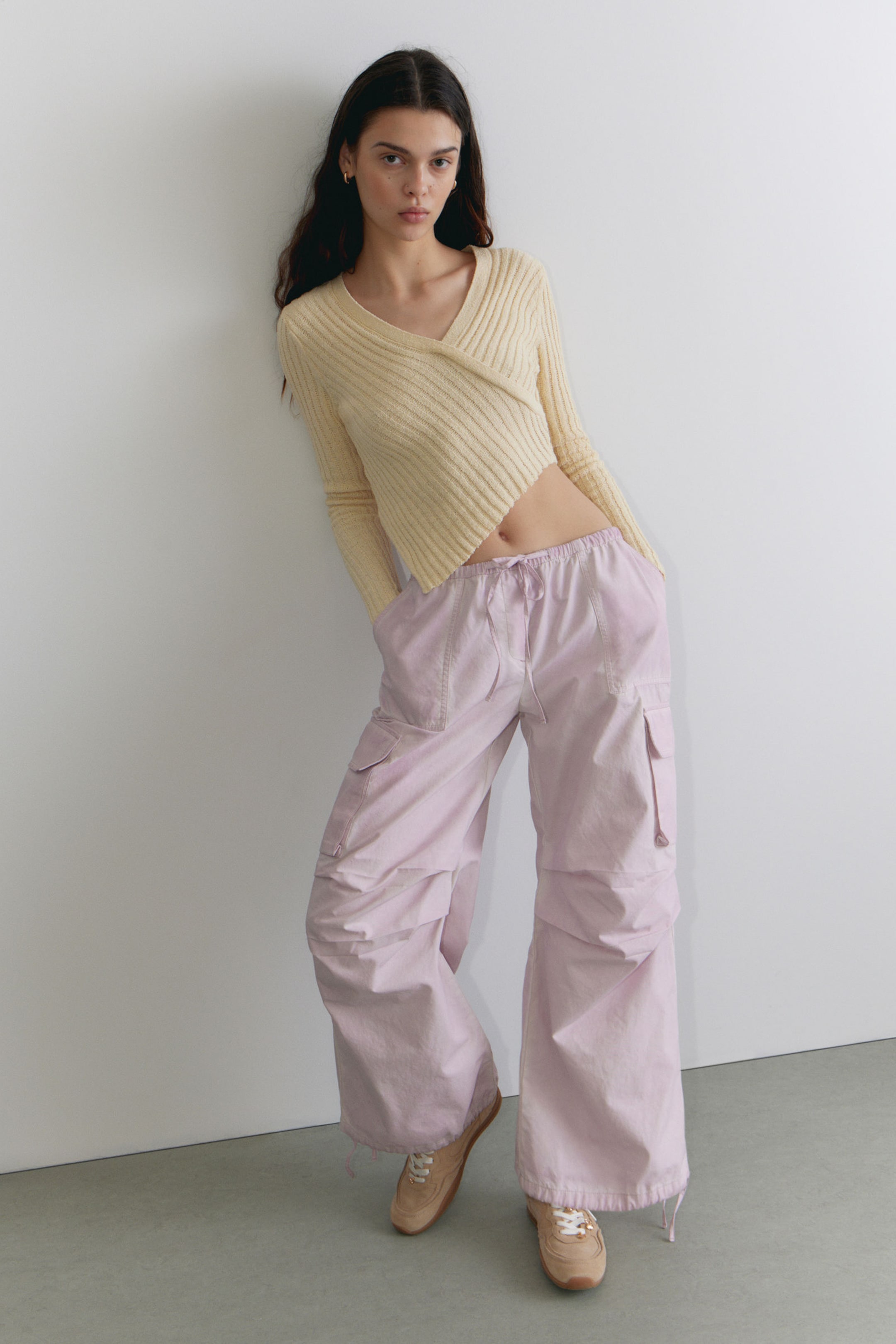 #C5B5B5 - Relaxed Cotton Cargo Trousers - 1