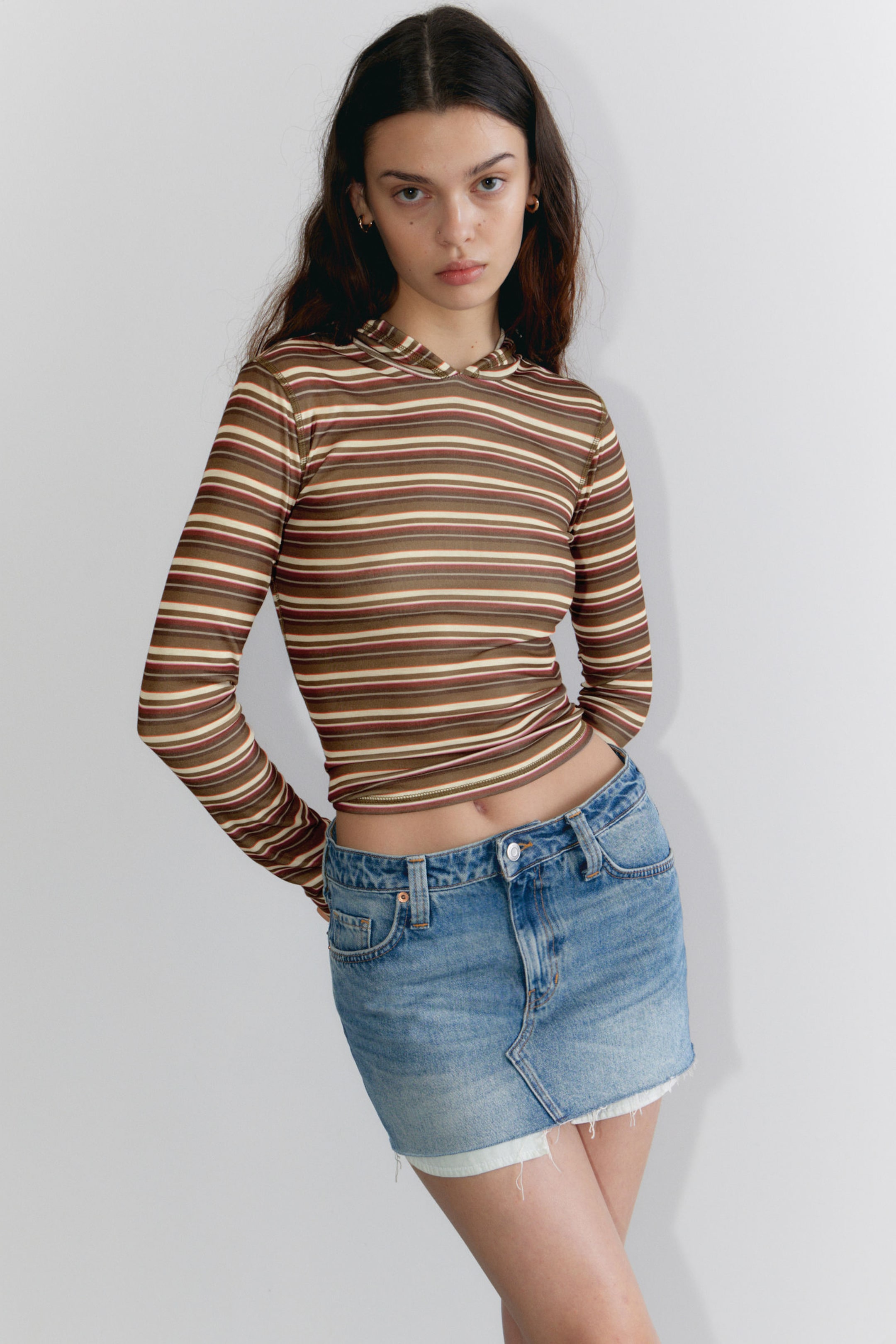 #5C5440 - Long-Sleeved Hooded Top - 1
