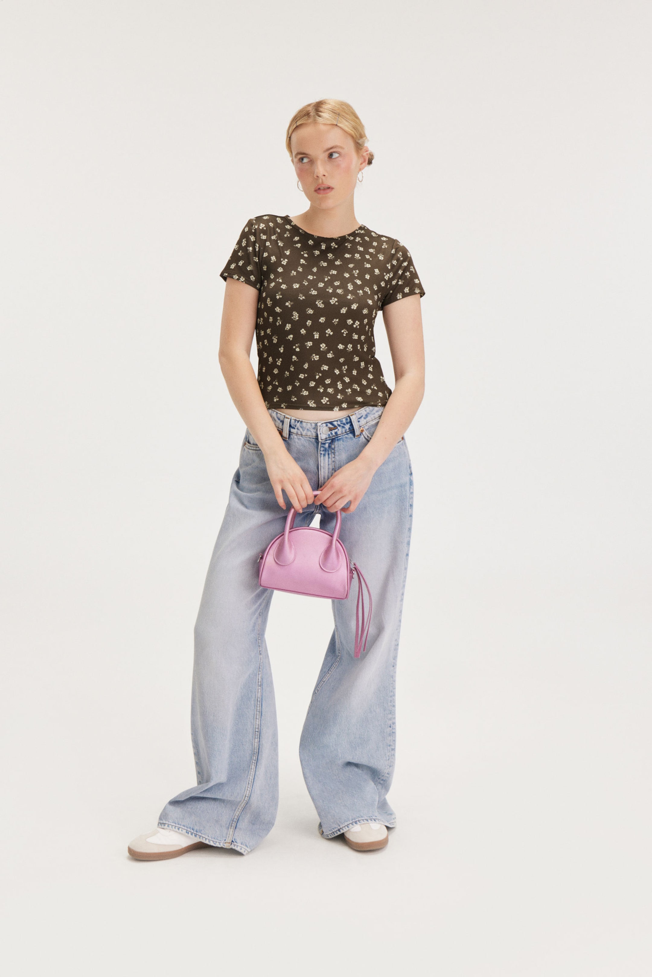 Brown - Floral - Cropped t-shirt - 1