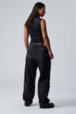 Distressed Black - Galaxy Loose Straight Distressed Jeans - 8