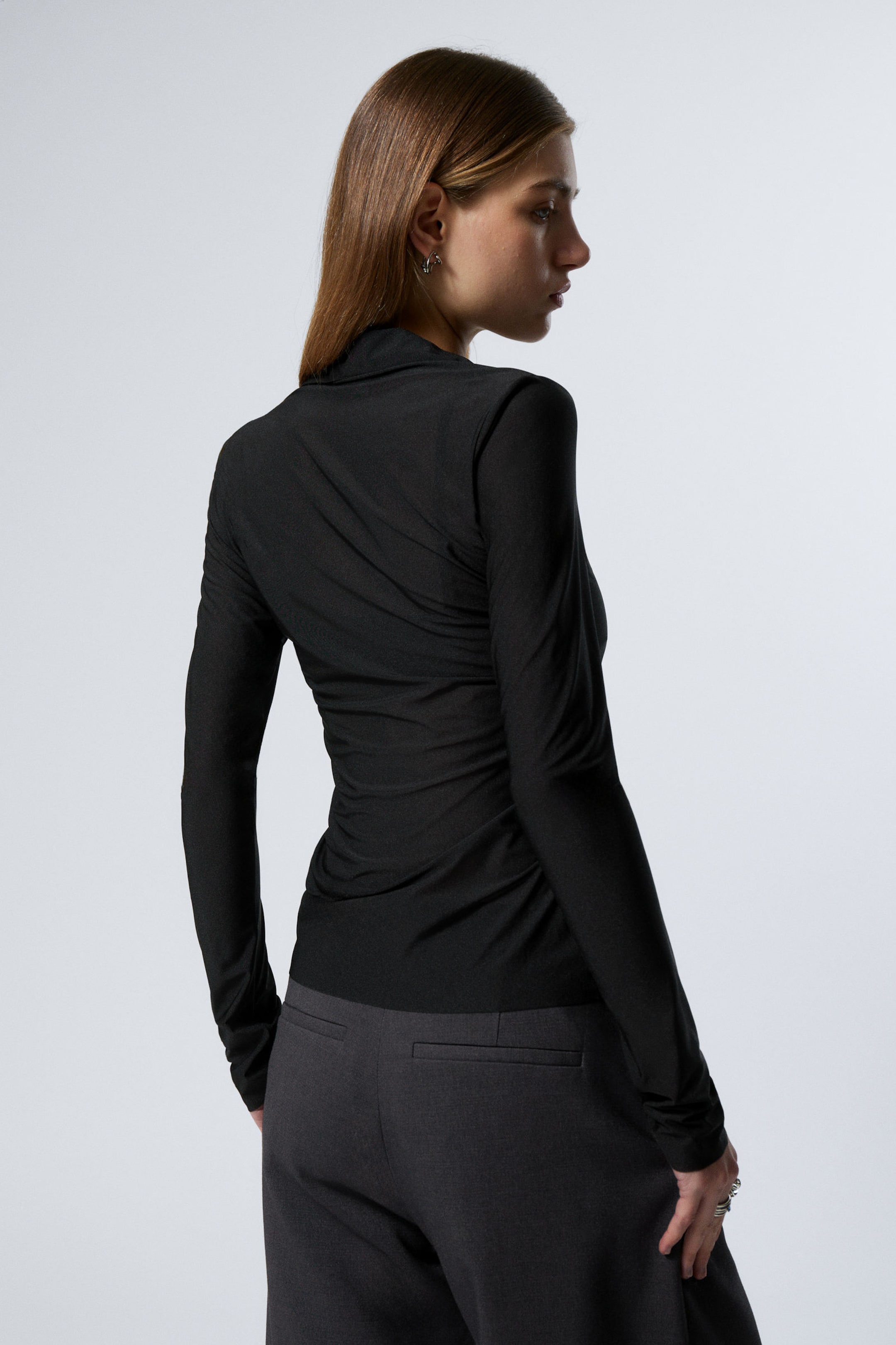 Schwarz - Transparentes Longsleeve-Polotop - 2