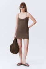 Dunkelbraun - Mini-Slipdress mit Trägern - 0