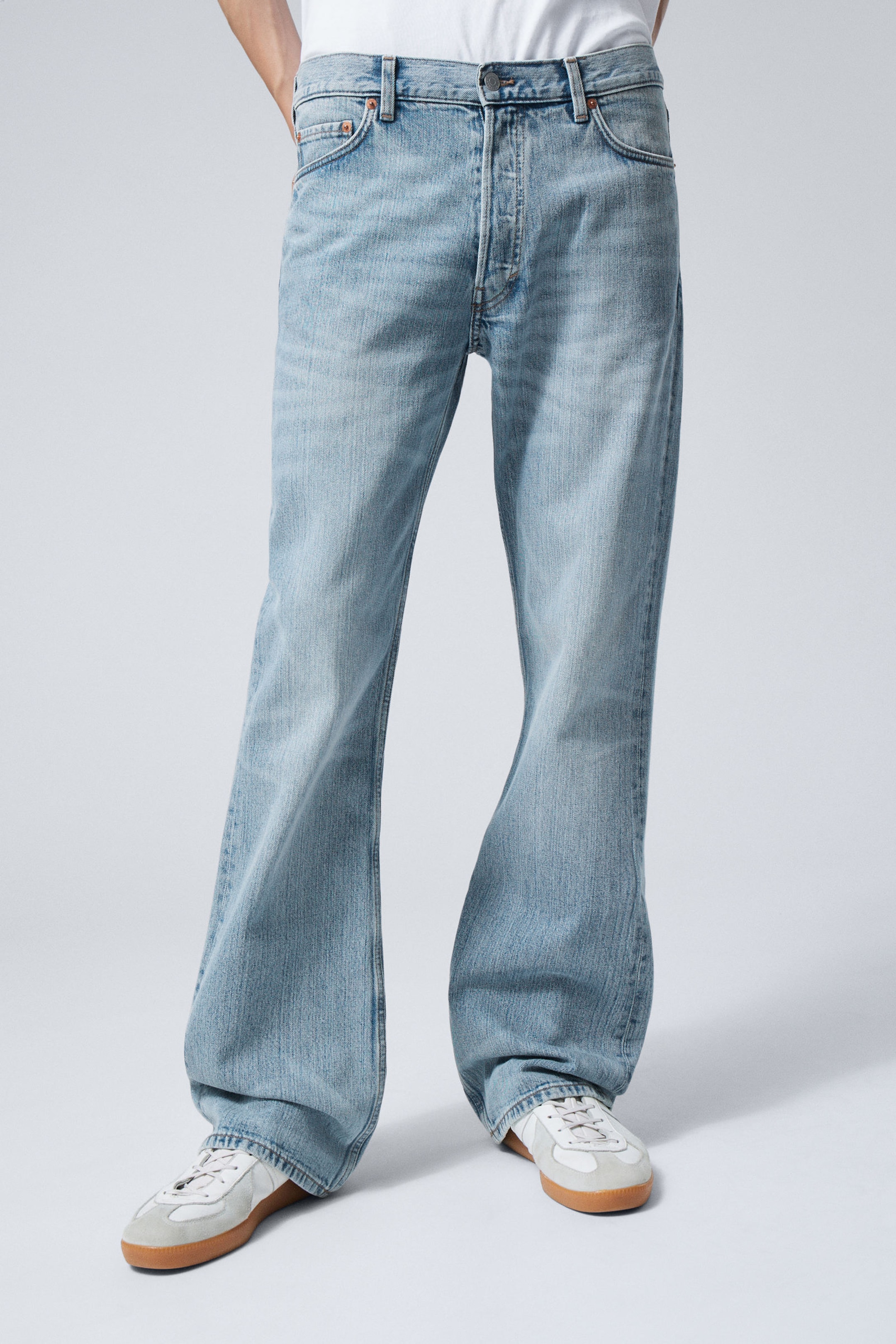 Aeon Blue - Motion Slim Bootcut Jeans - 1