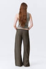 Dark Brown - Crinkled Low-Rise Wide-Leg Trousers - 3
