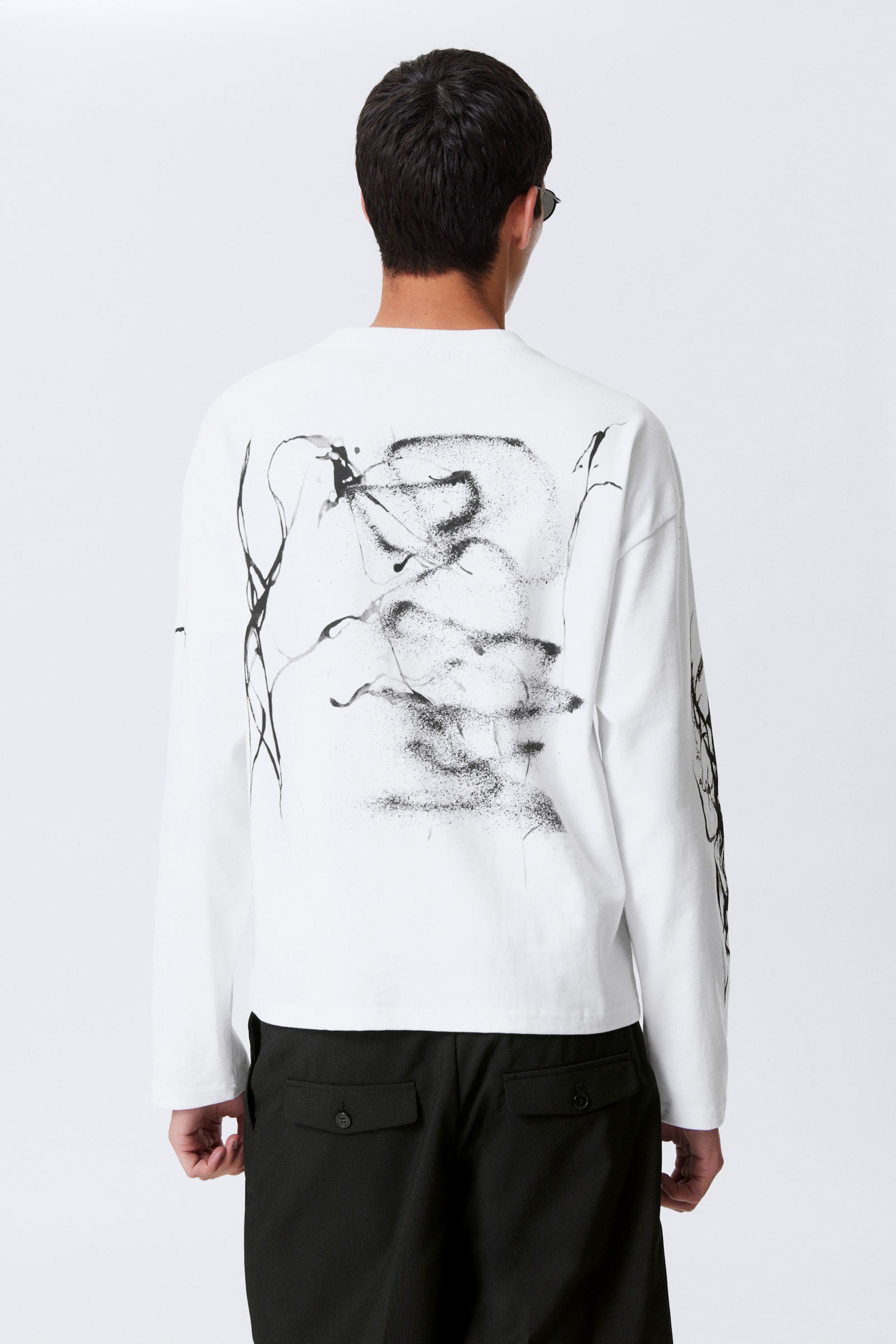 White - Big Mess - Great Boxy Graphic Long Sleeve T-shirt - 3