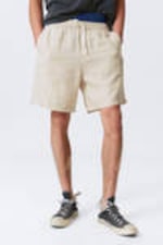 Ecru - Avslappnade linneshorts med dragsko - 1