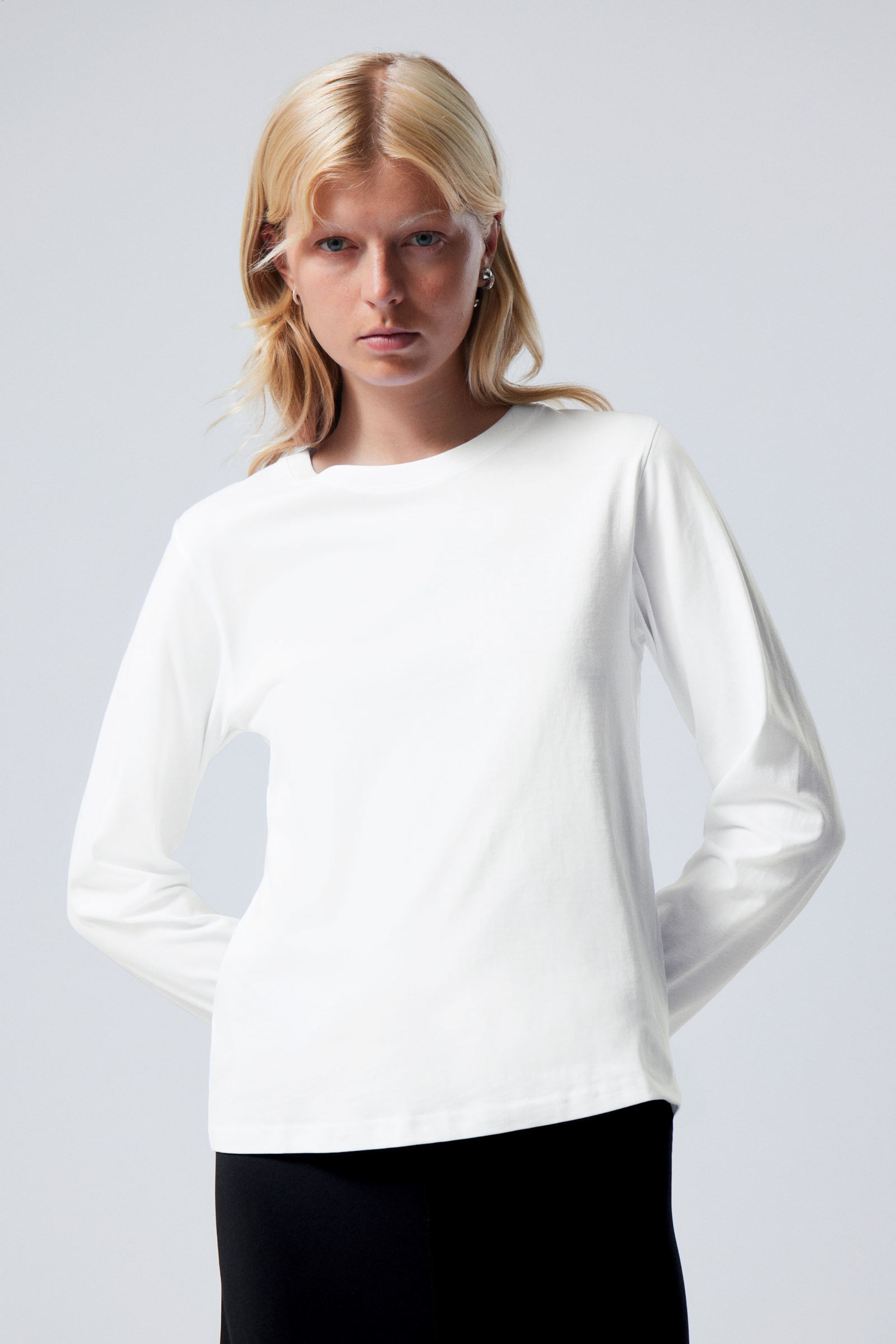 White - Essence Standard Long Sleeve - 1