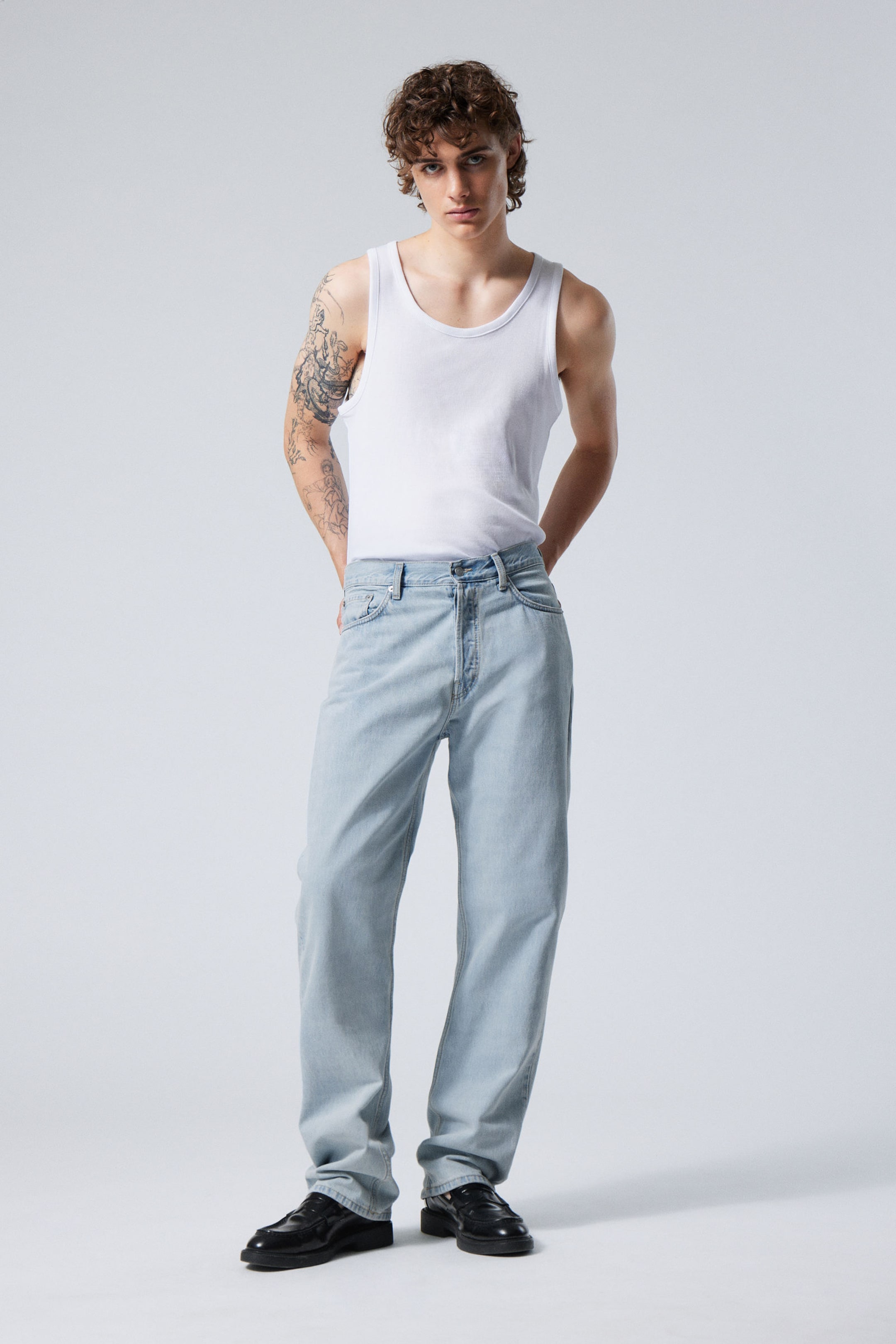 Weekday top Space Relaxed Straight Jeans White