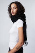 Black - Long Woven Wool Scarf - 0