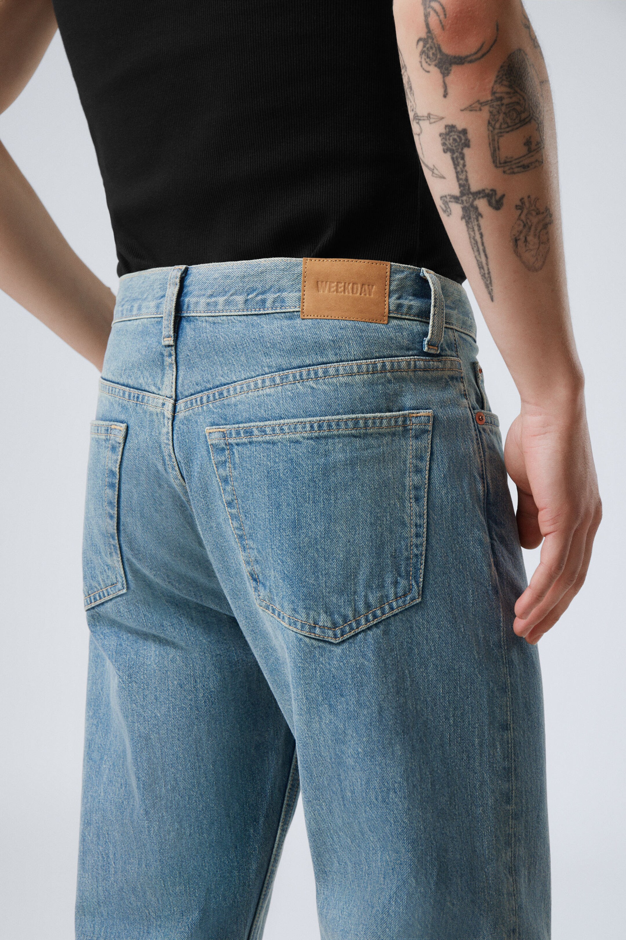 space relaxed straight leg jeans - 2000 Blue - Medium Blue