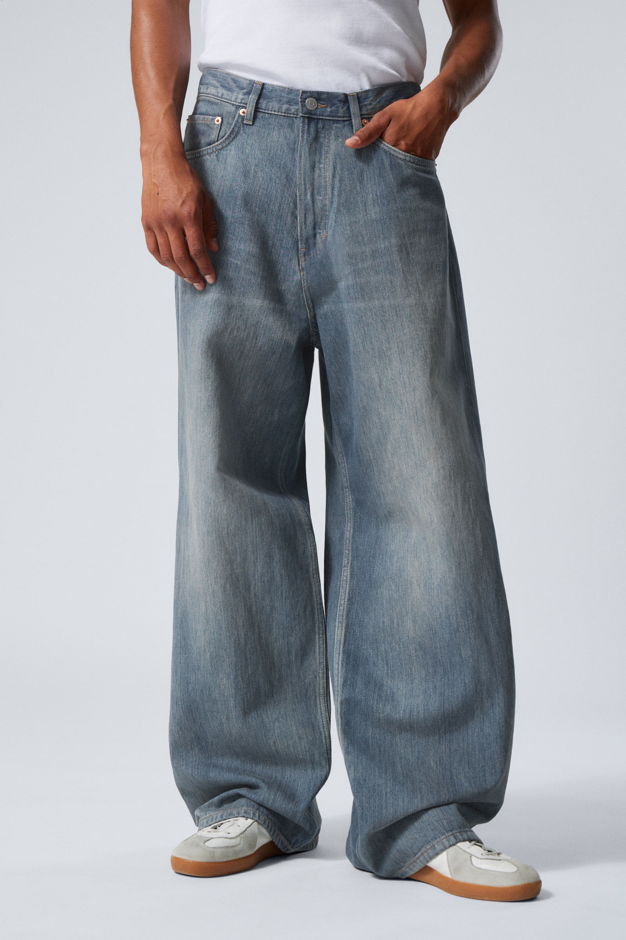 astro loose baggy leg jeans - Trove Blue - Medium Blue | Weekday WW