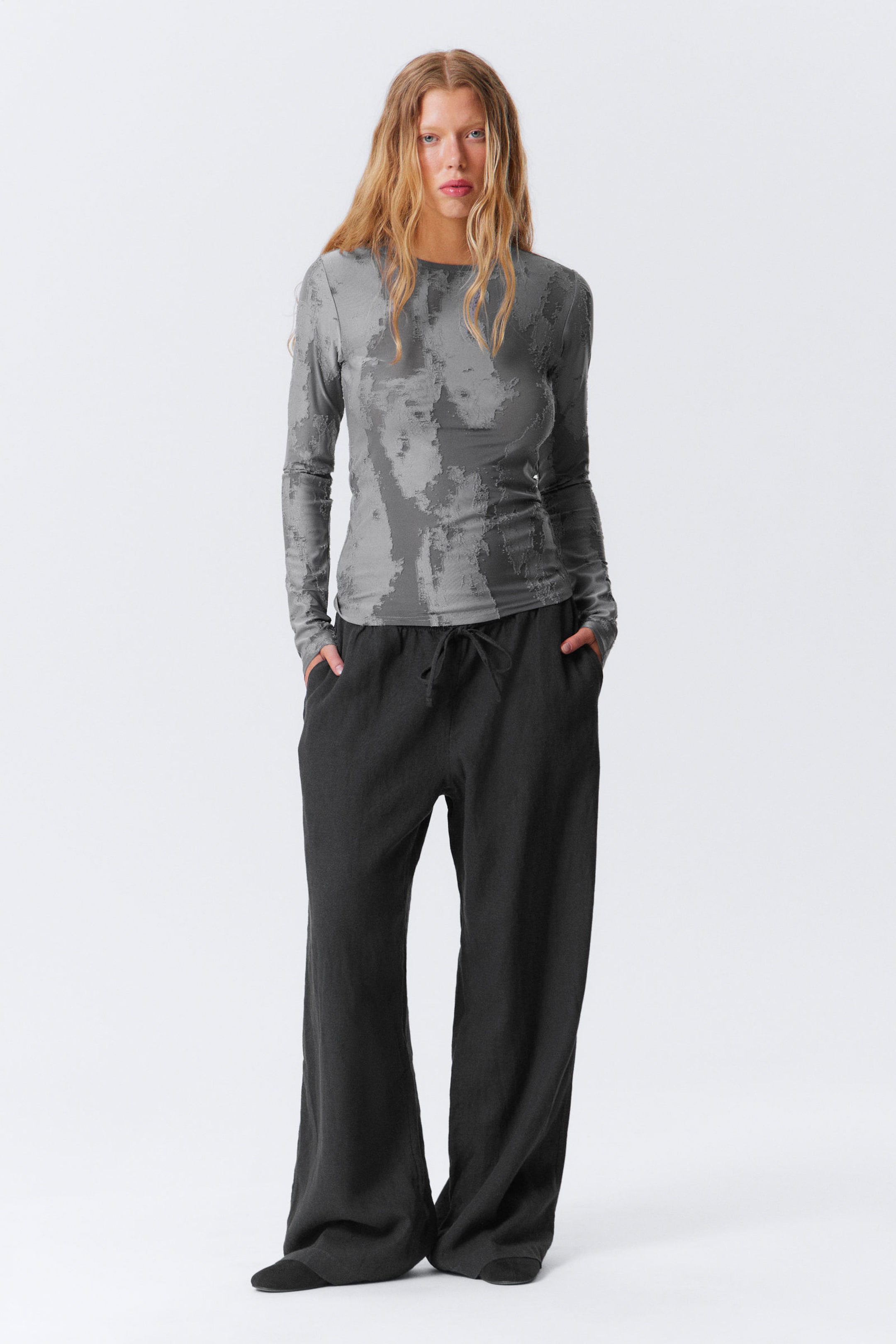 #7F8086 - Eng anliegendes Jacquard-Longsleeve - 2