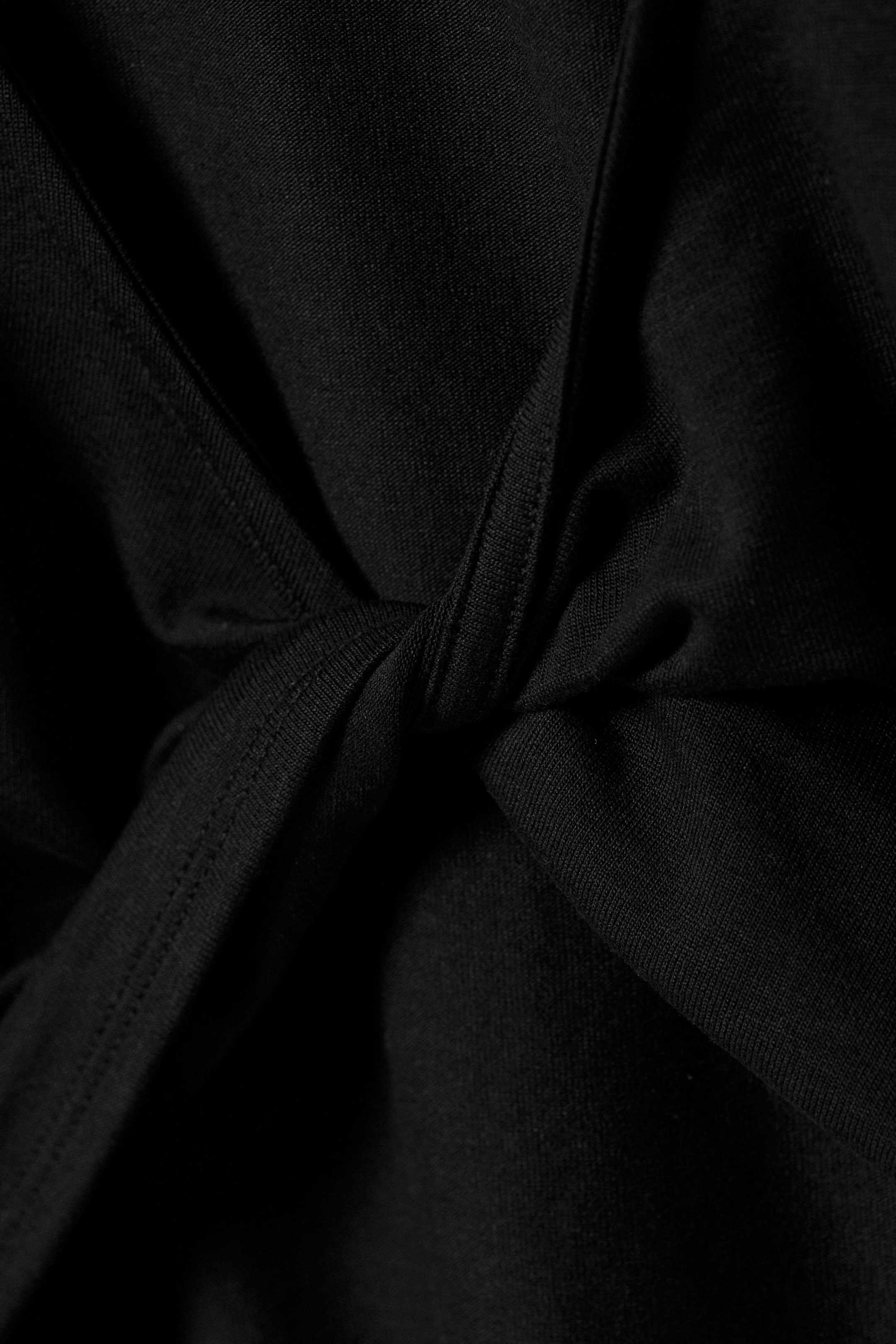 Black - Open Back Long-Sleeved Top - 6