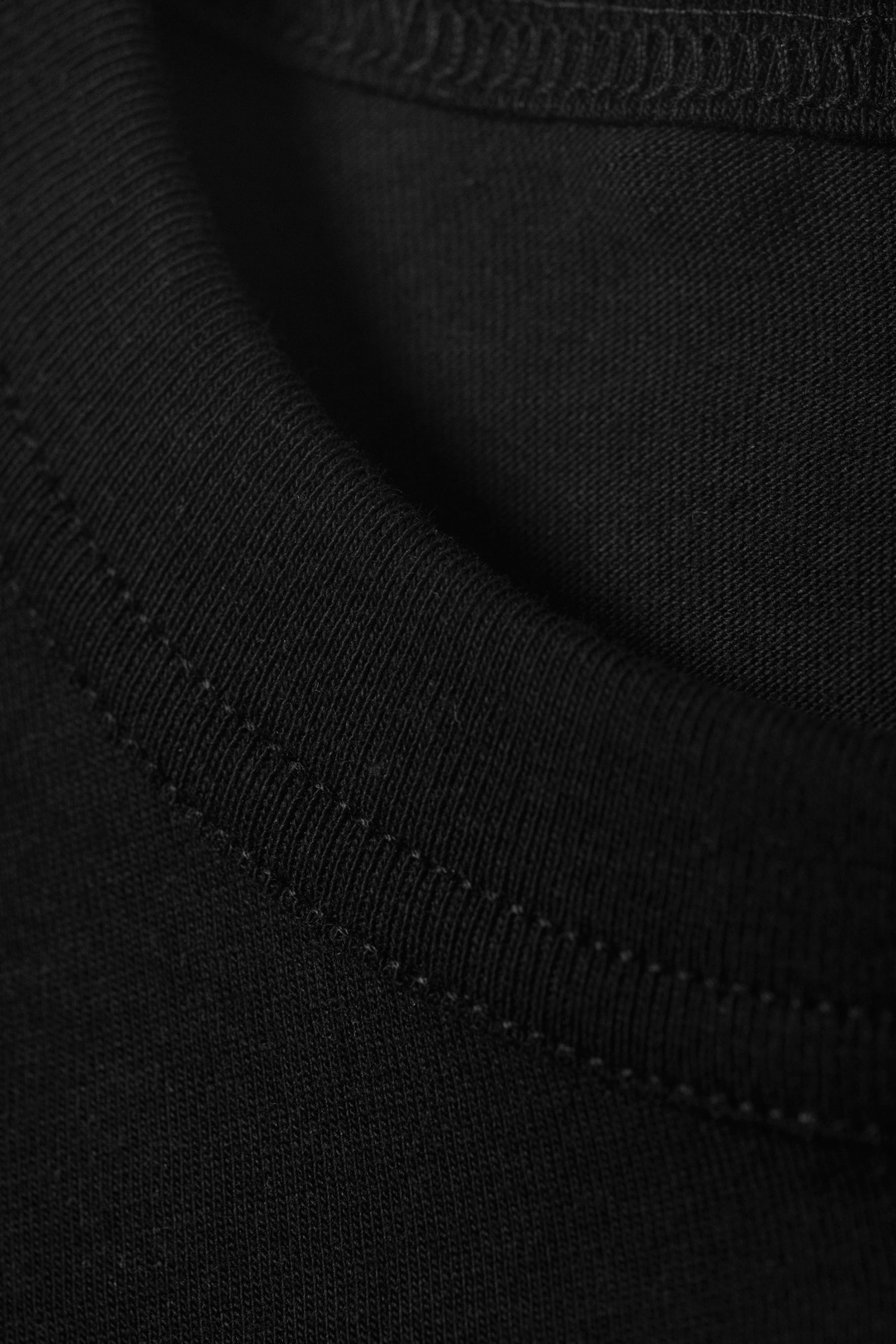 Black - Boxy Tank Top - 1