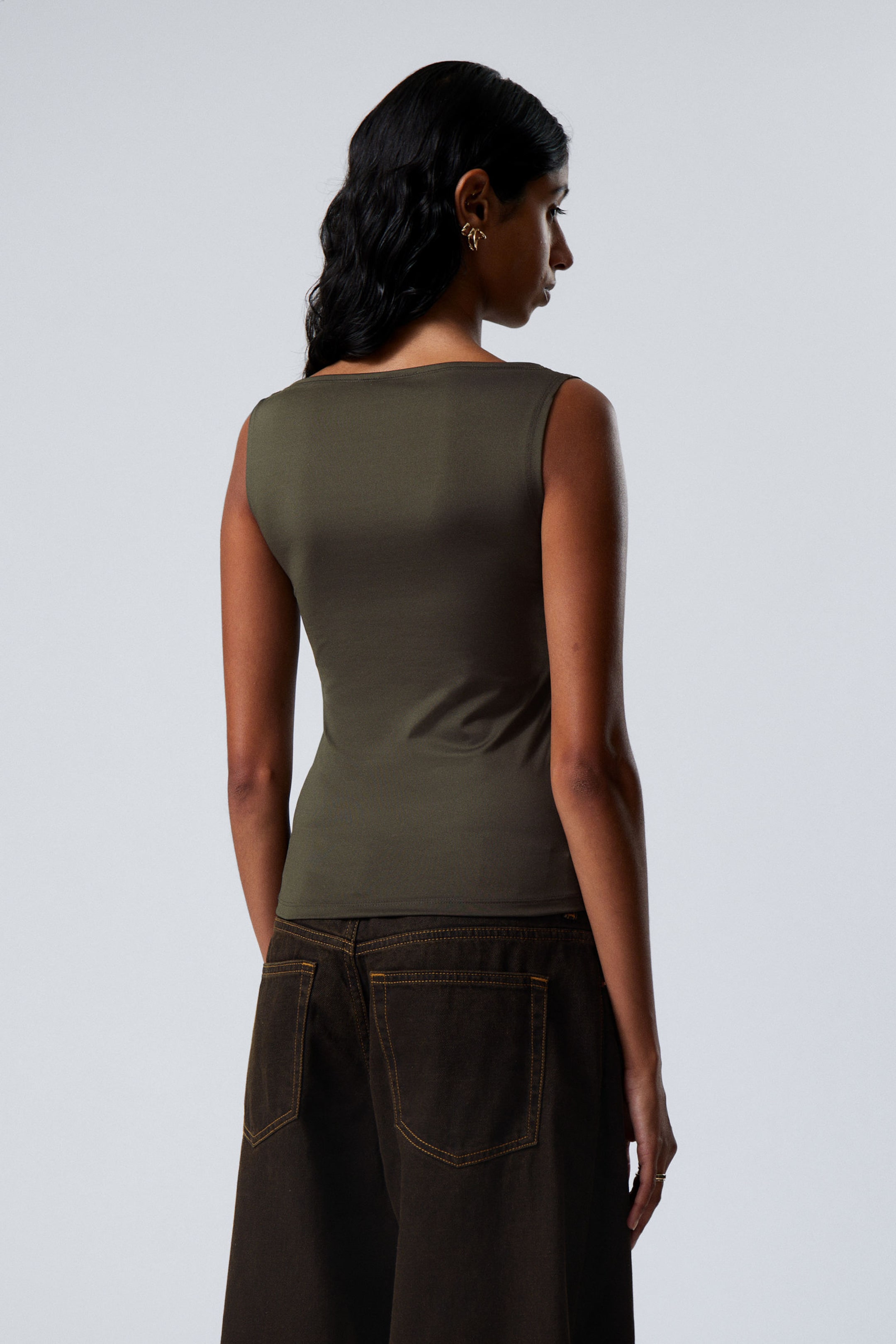 Khaki Green - Annie Sleeveless Boat-Neck Top - 3