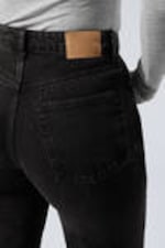 Tuned Black - Schwarz - Resolute Curve High Waisted Regular Straight Jeans - 3