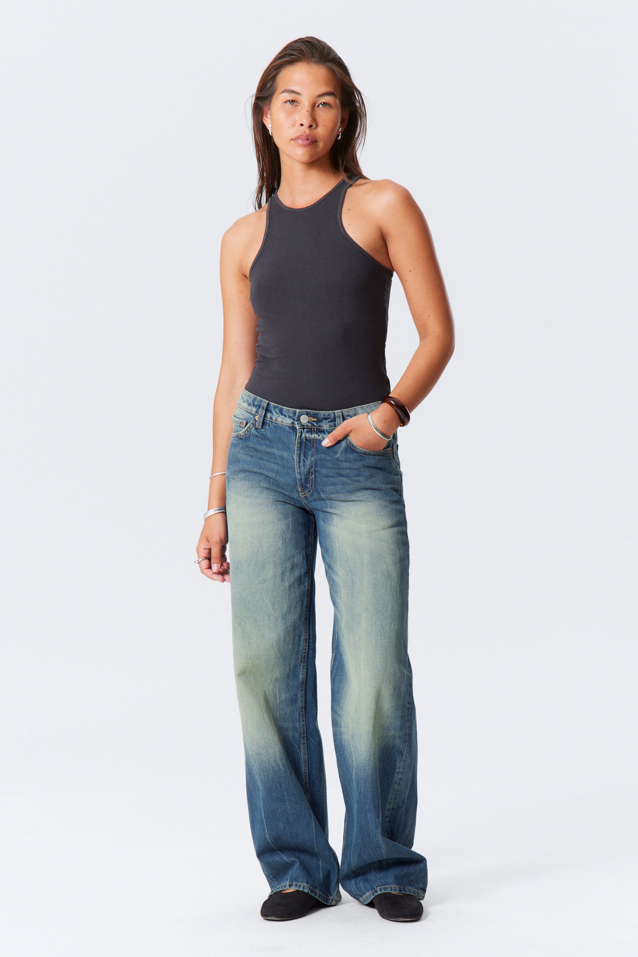 #79829D - Ample Low Rise Loose Wide Leg Jeans - 1
