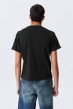 Schwarz - Pura Vida Surf Shop - Kastiges T-Shirt mit Grafikprint - 3