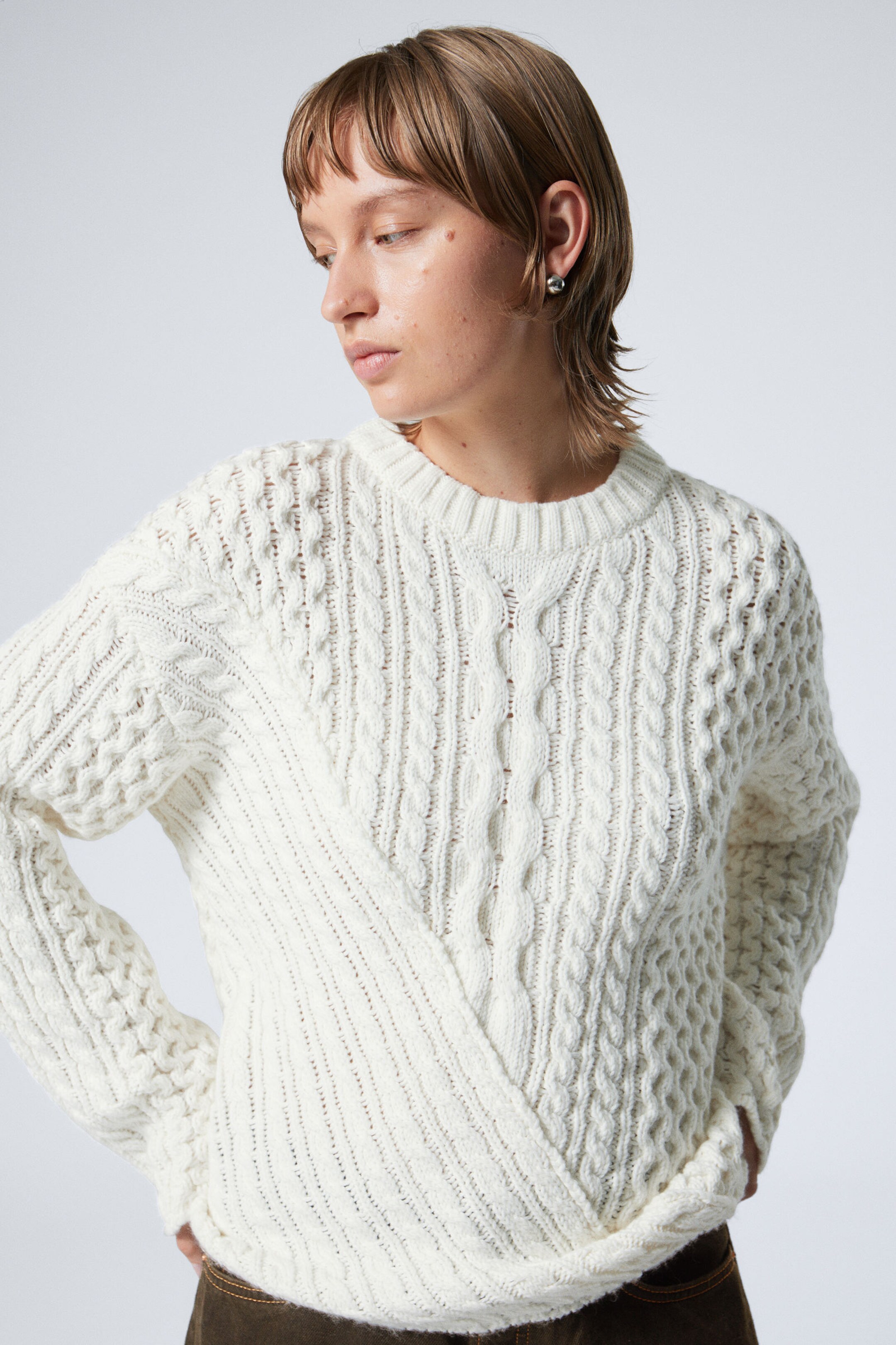 Cable knit sweatshirt online