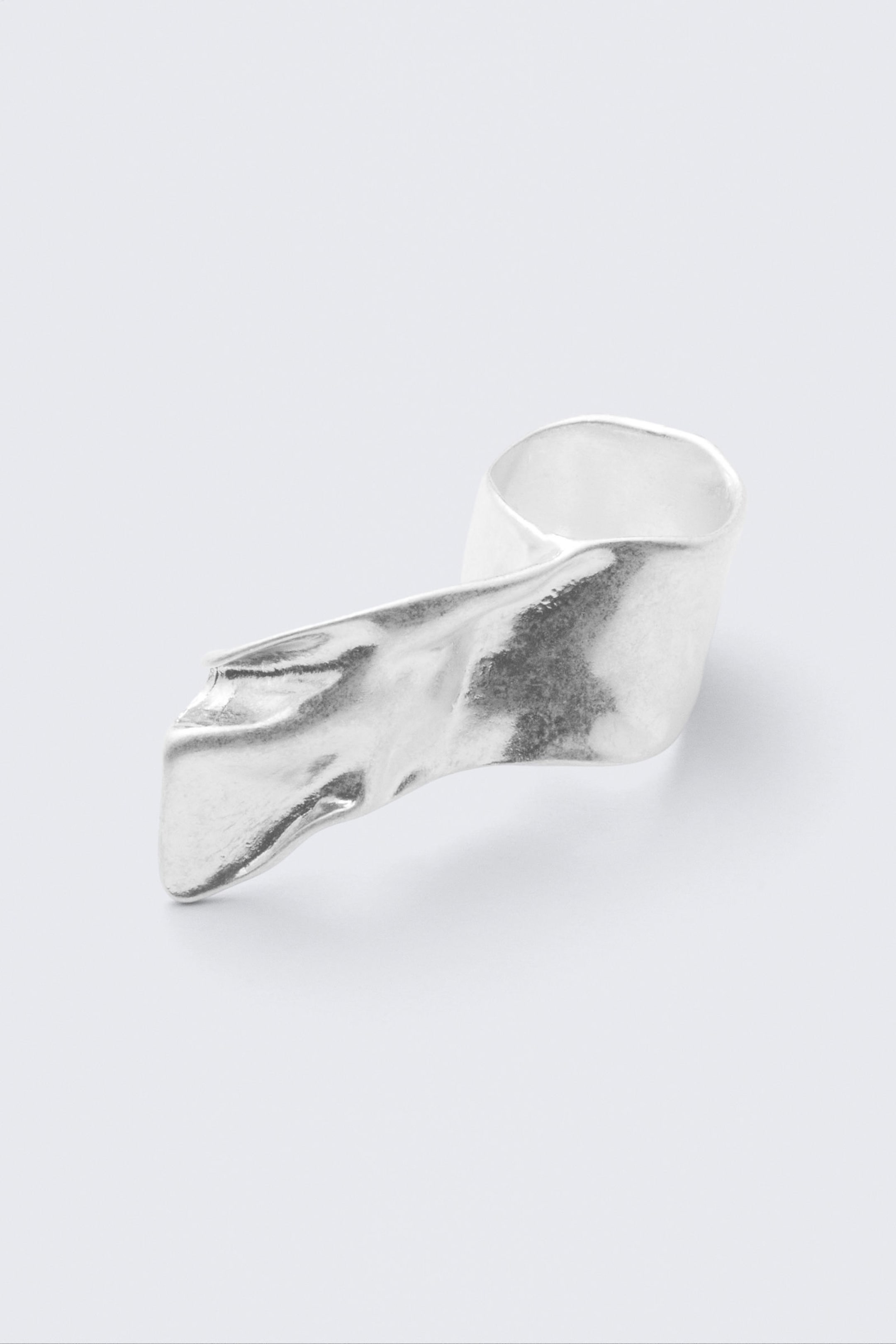 Silver - Sculpted Ring - 2