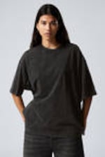 Tvättad svart - Soft Oversized T-shirt - 0