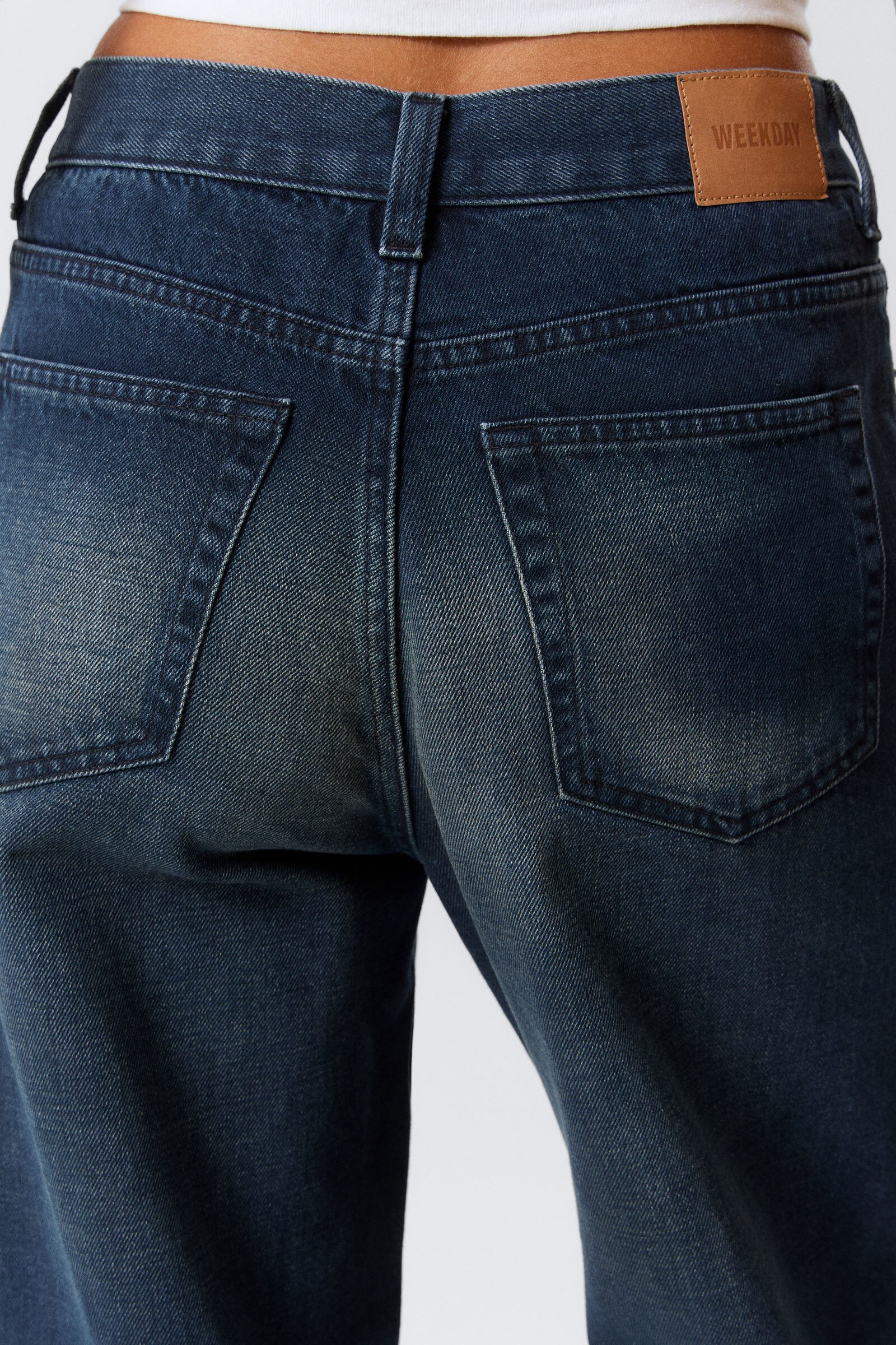 Wide Loose Jeans_Black | Na.e
