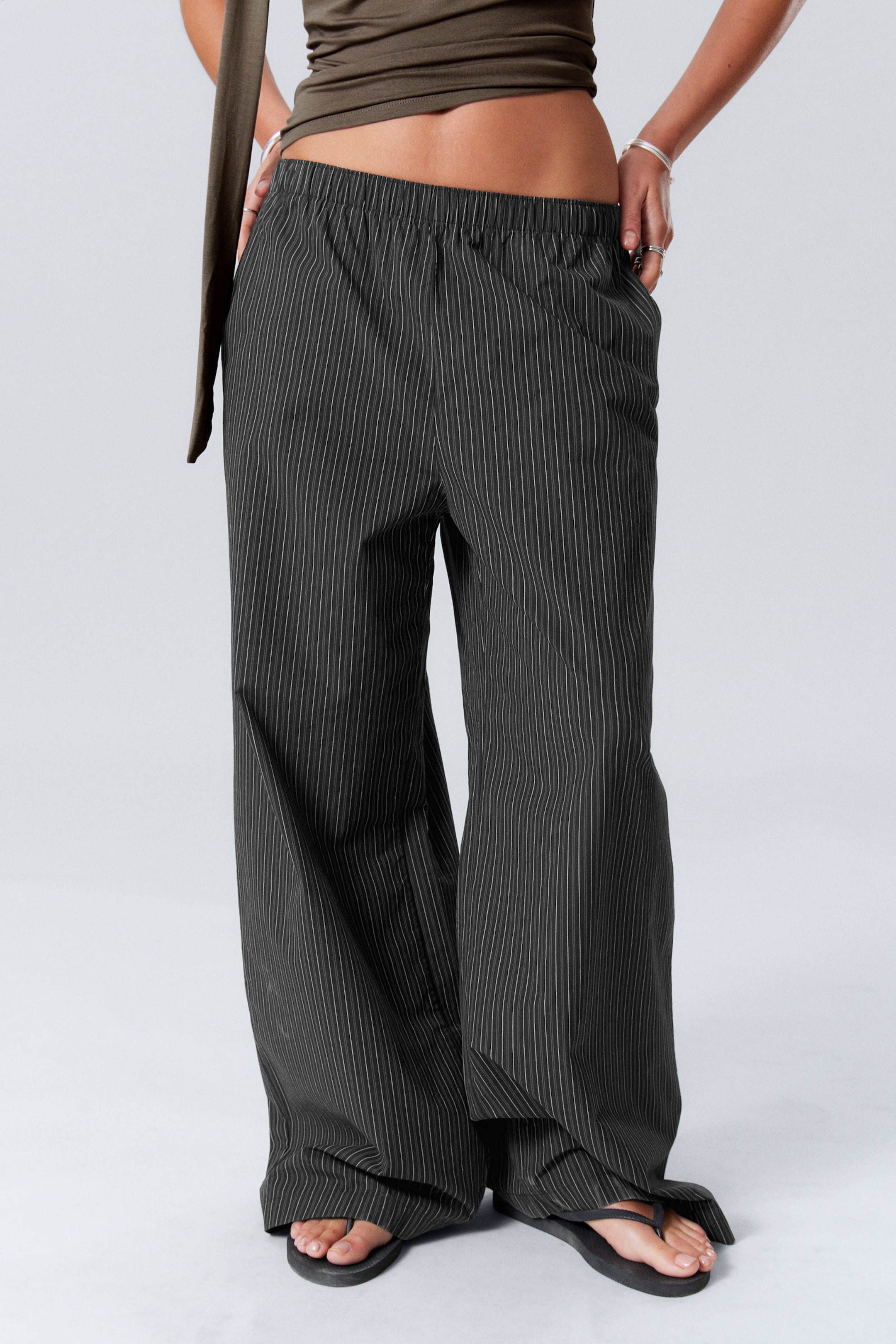 #272627 - Low Loose Cotton Trousers - 2