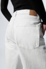 White - Astro Loose Baggy Leg Jeans - 8