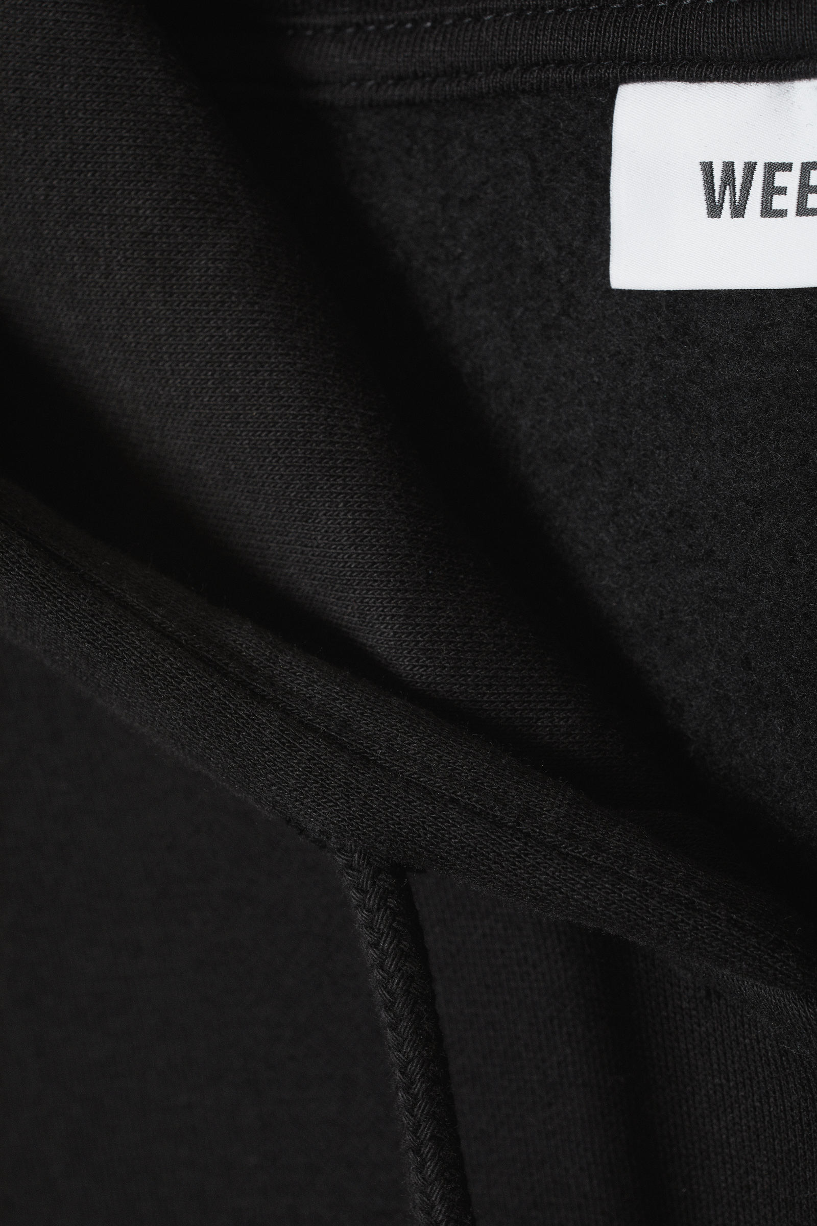 essence boxy zip hoodie - Black | Weekday WW