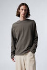 Dunkles Graubraun - Tolles Longsleeve in Boxy-Passform - 0