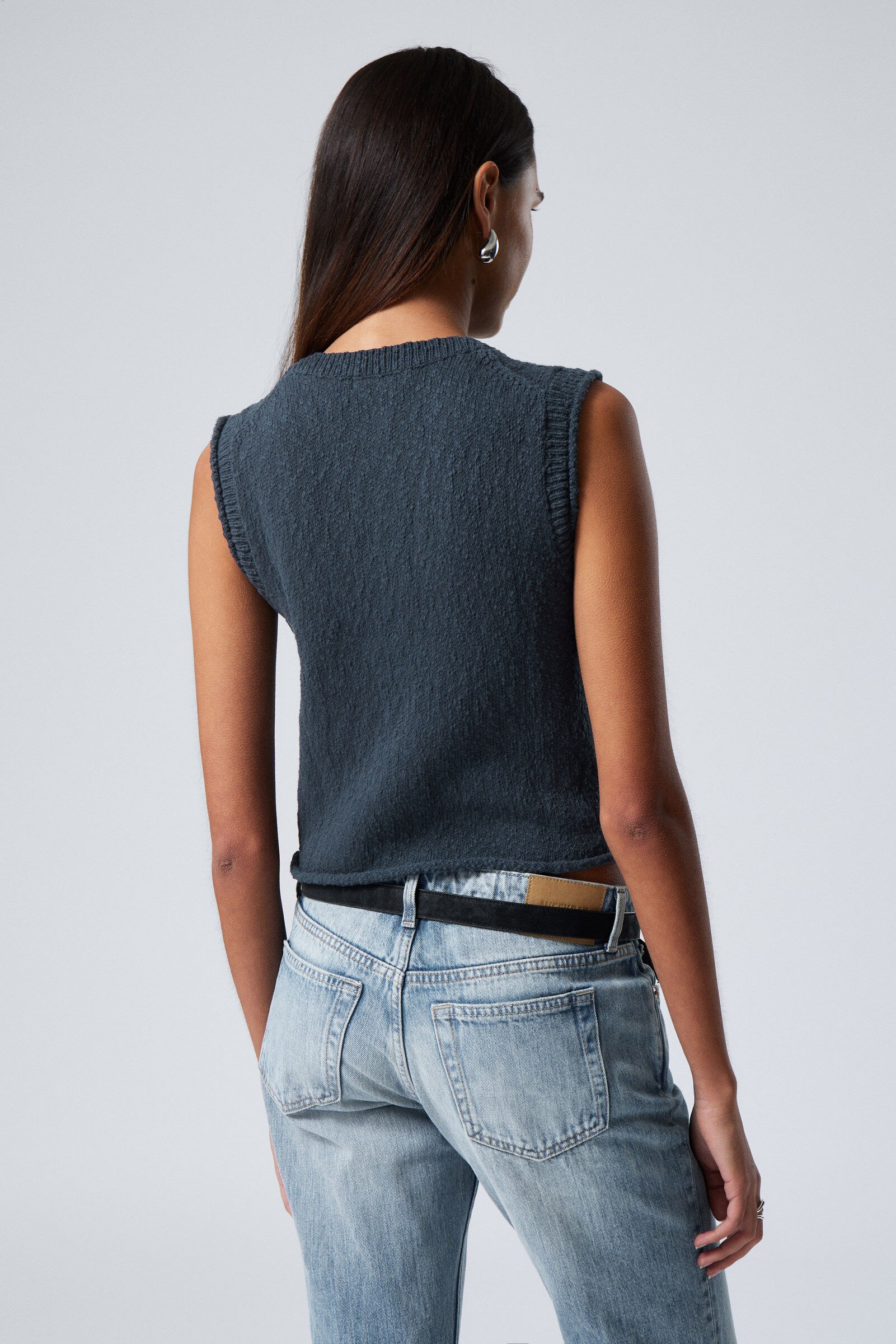 knitted single-breasted vest - Dark Navy Blue | Weekday EU knitted single-breasted vest - Dark Navy Blue | Weekday EU