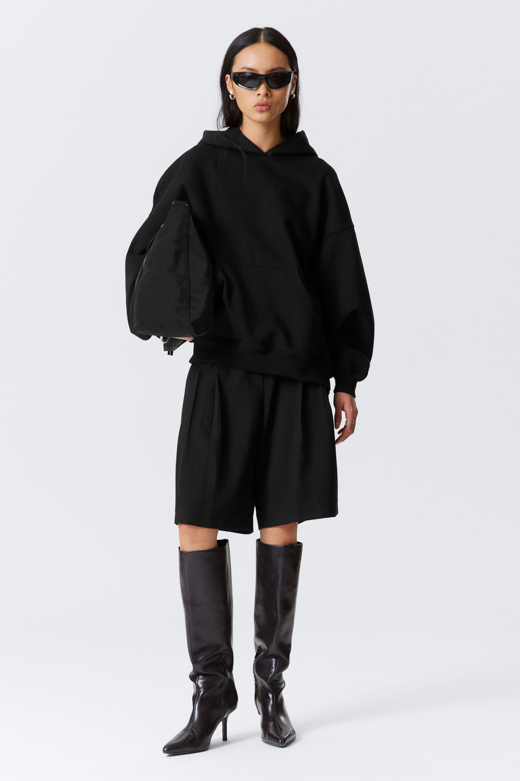 essence boxy zip hoodie - Black | Weekday WW