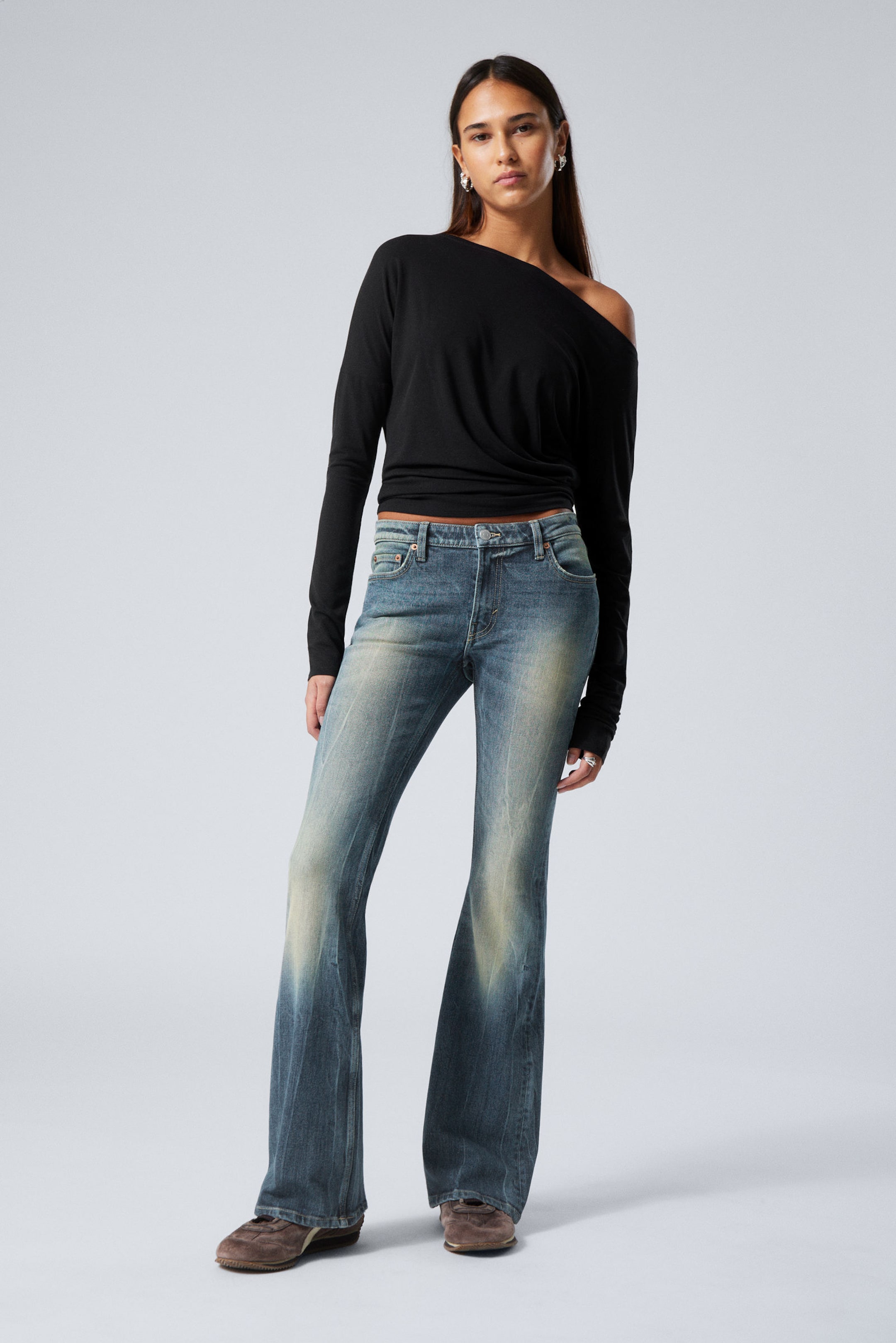 #79829D - Flame Low Waist Slim Flared Leg Jeans - 1