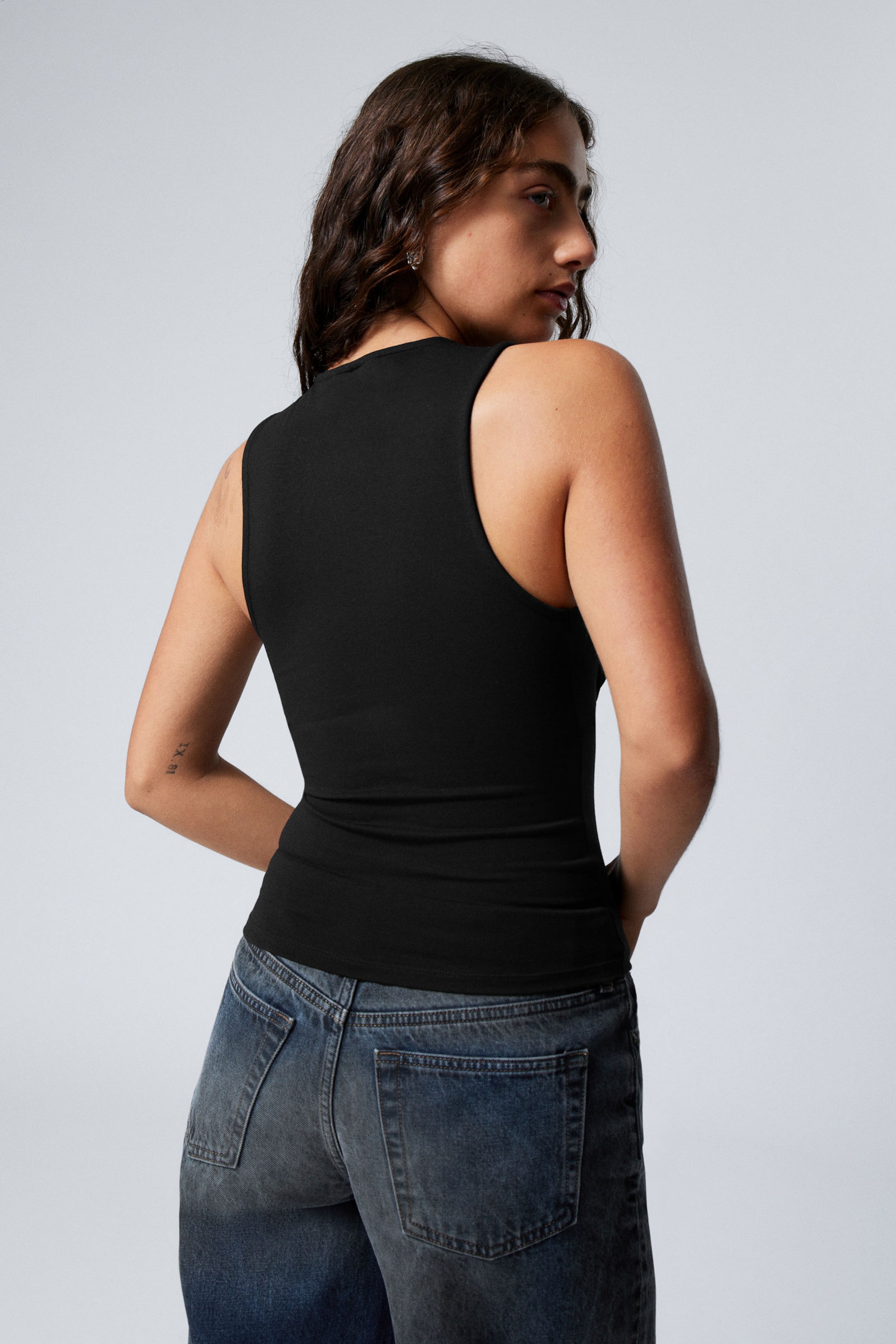 Black - Slim Sleeveless Zip Top - 3