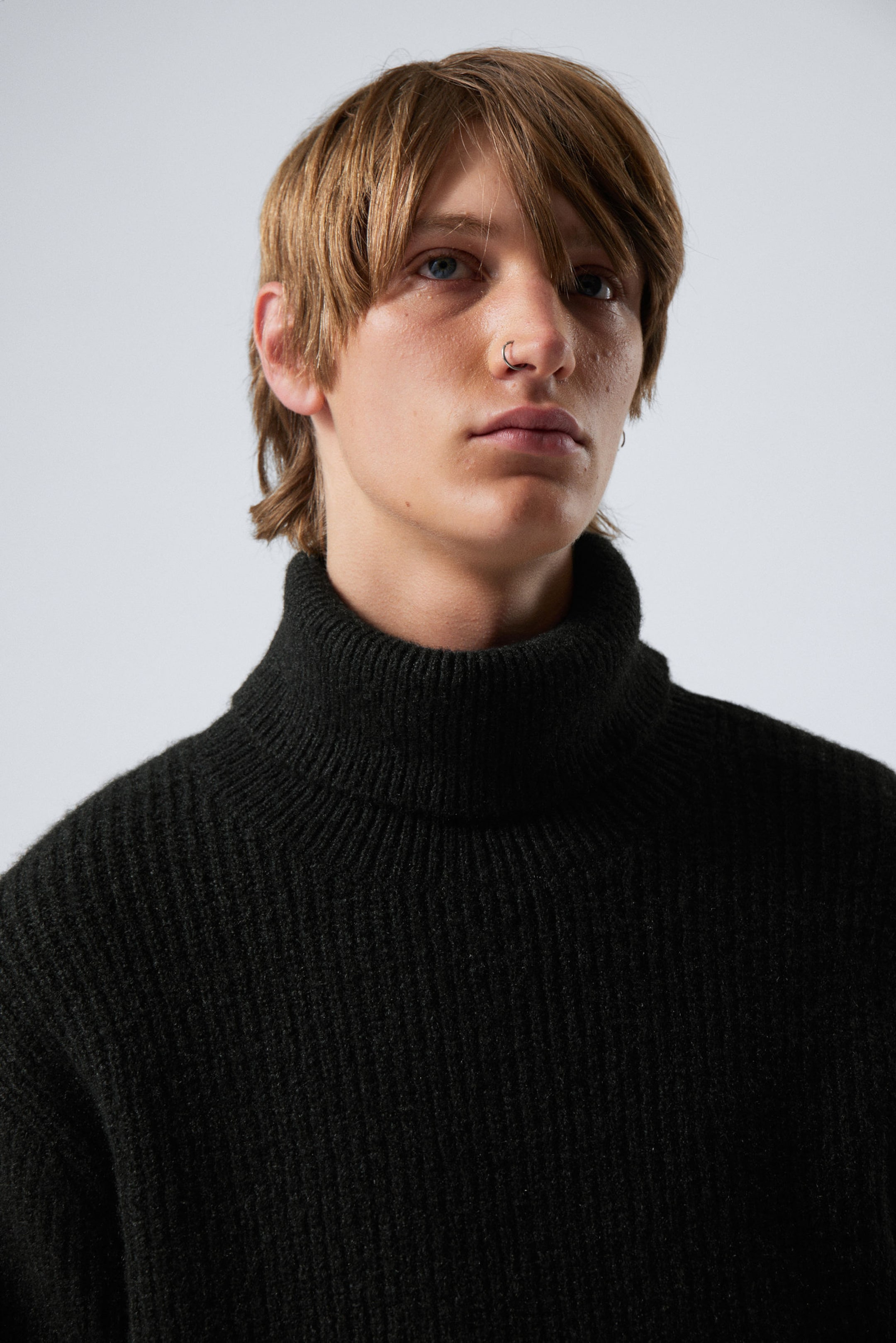 Black - Renzo Relaxed Wool Blend Turtleneck - 1