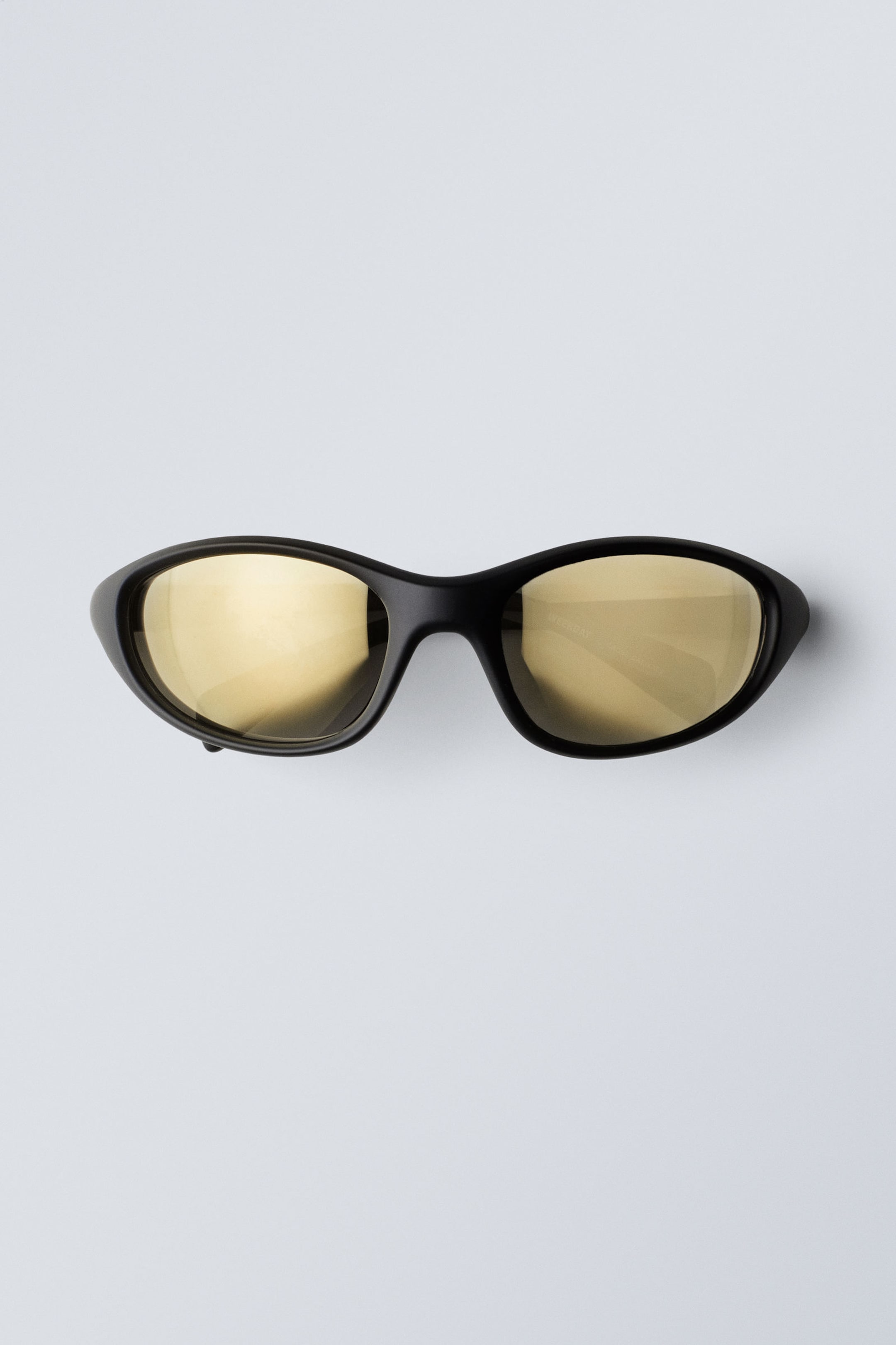 Schwarz m. Goldenen Gläsern - Sportliche ovale Sonnenbrille - 0