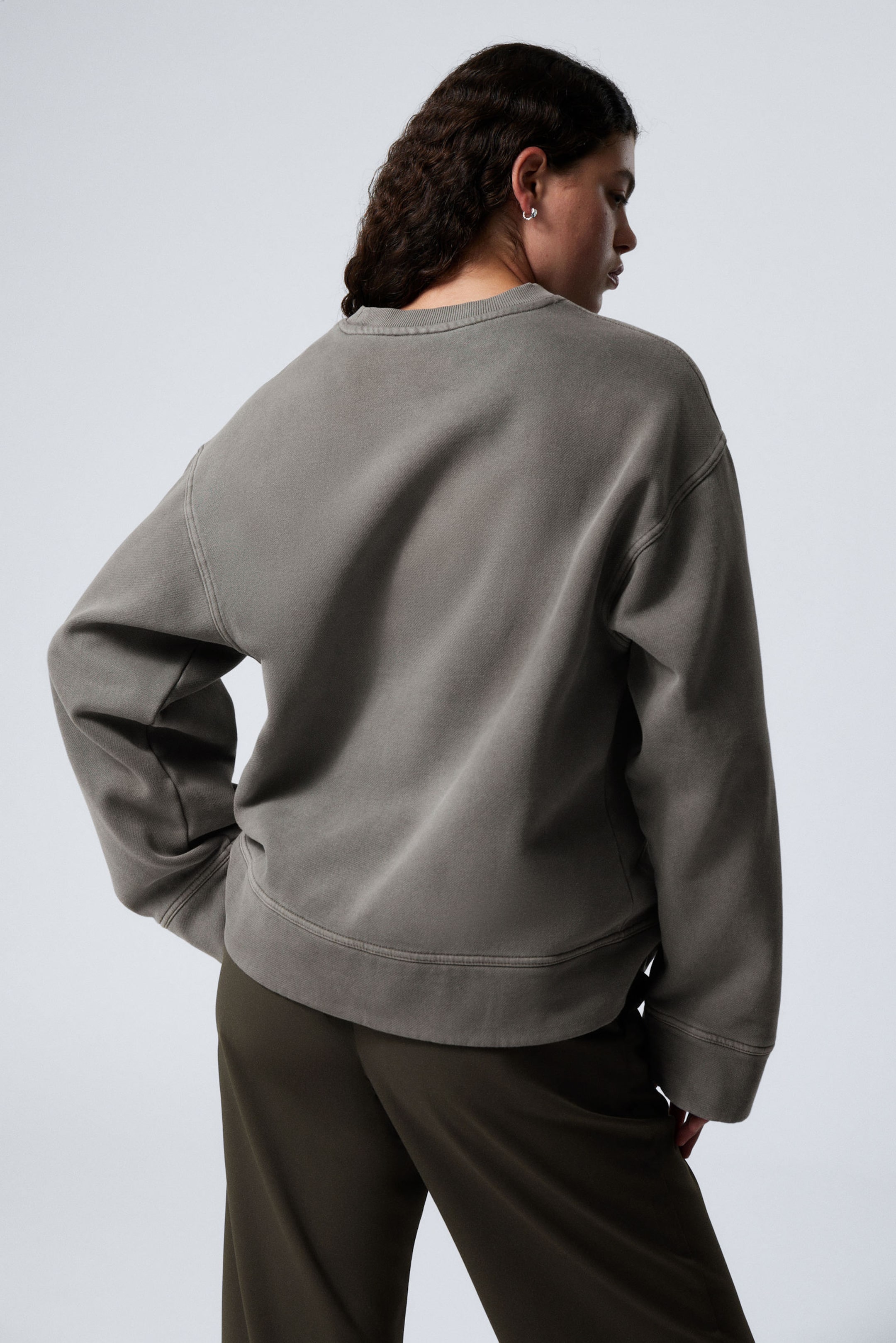 Washed Dusty Grey - Oversized Heavyweight Sweatshirt - 2