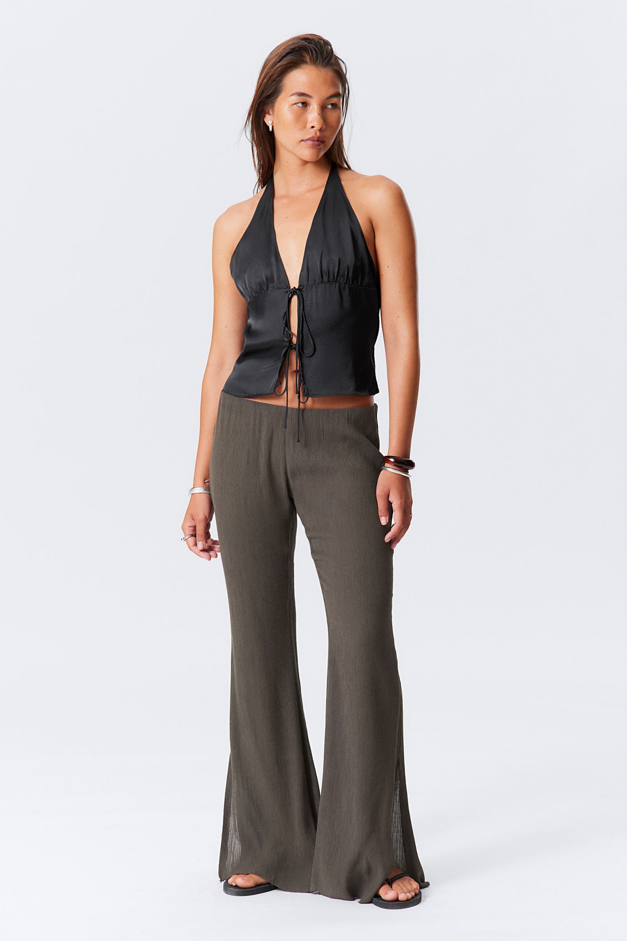 #383938 - Low Rise Flared Crinkled Trousers - 1