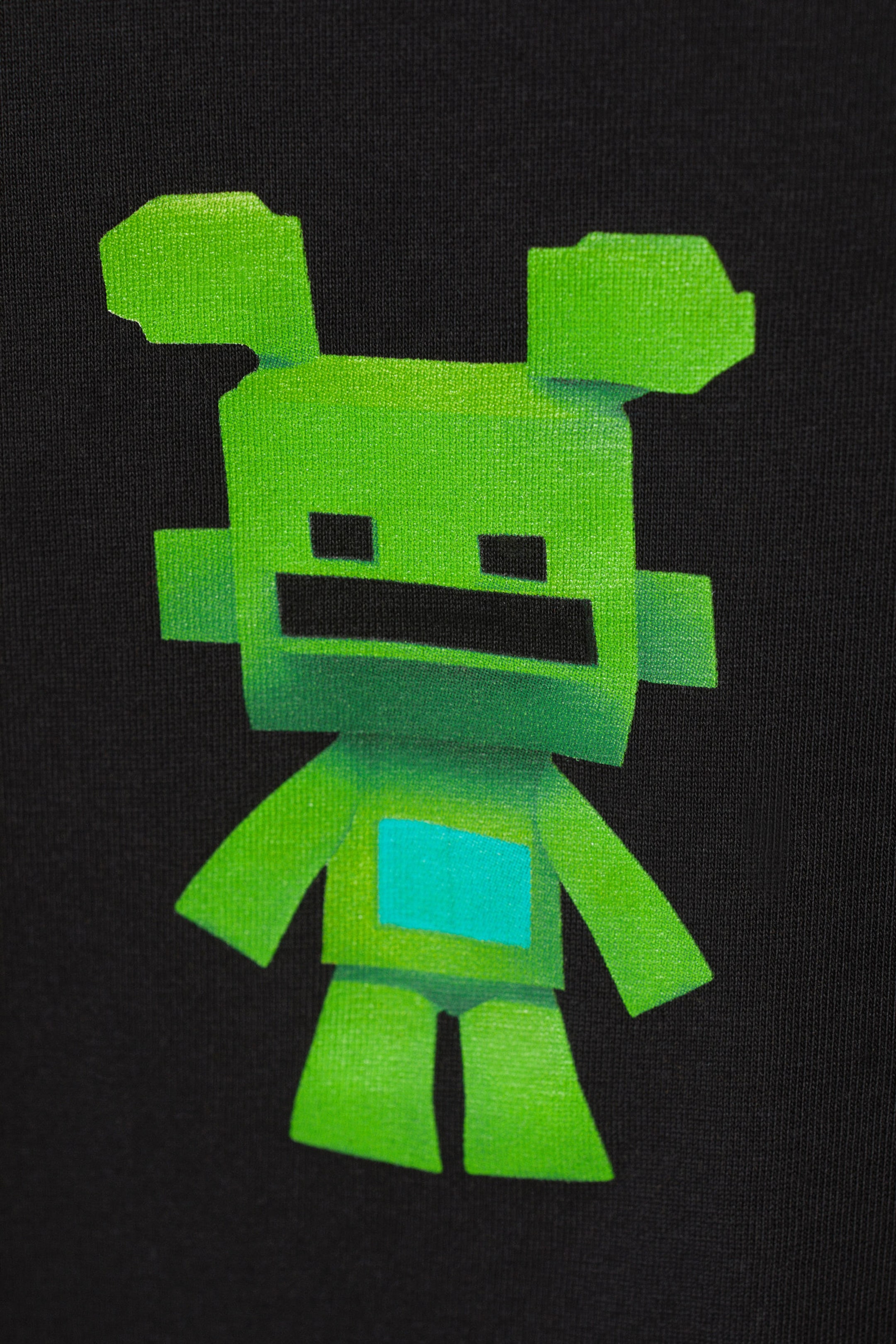 Robo Pixel Man - Oversized Graphic Printed T-shirt - 1