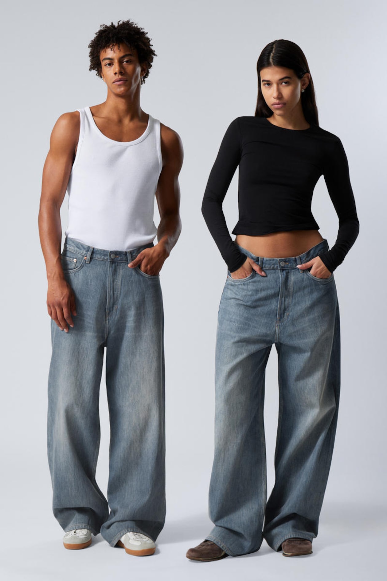 astro loose baggy leg jeans Trove Blue Mittelblau Weekday DE
