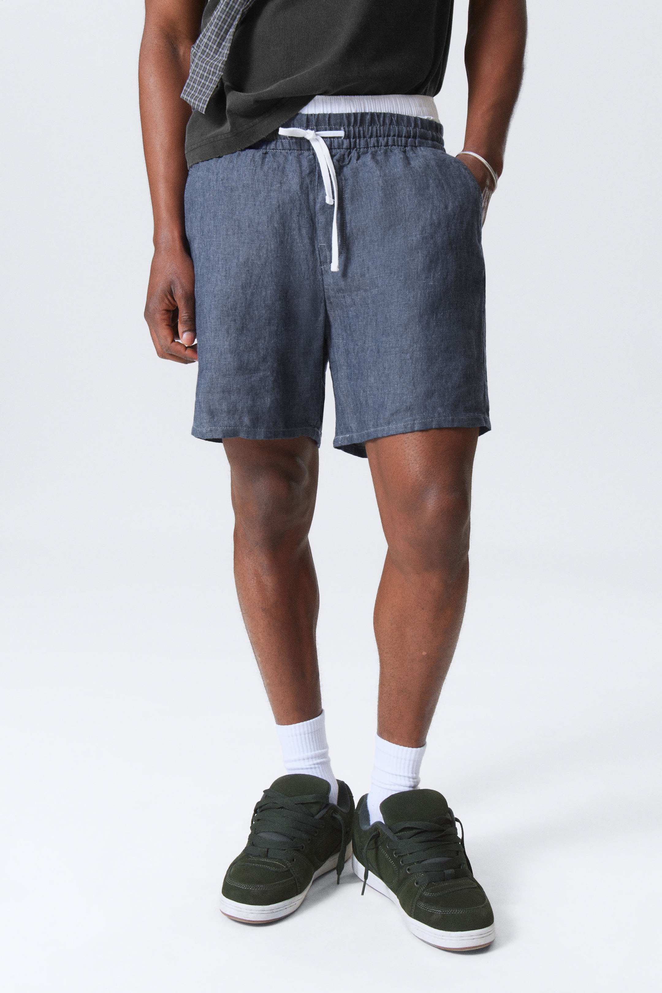 #2F3748 - Olsen linnen short - 2