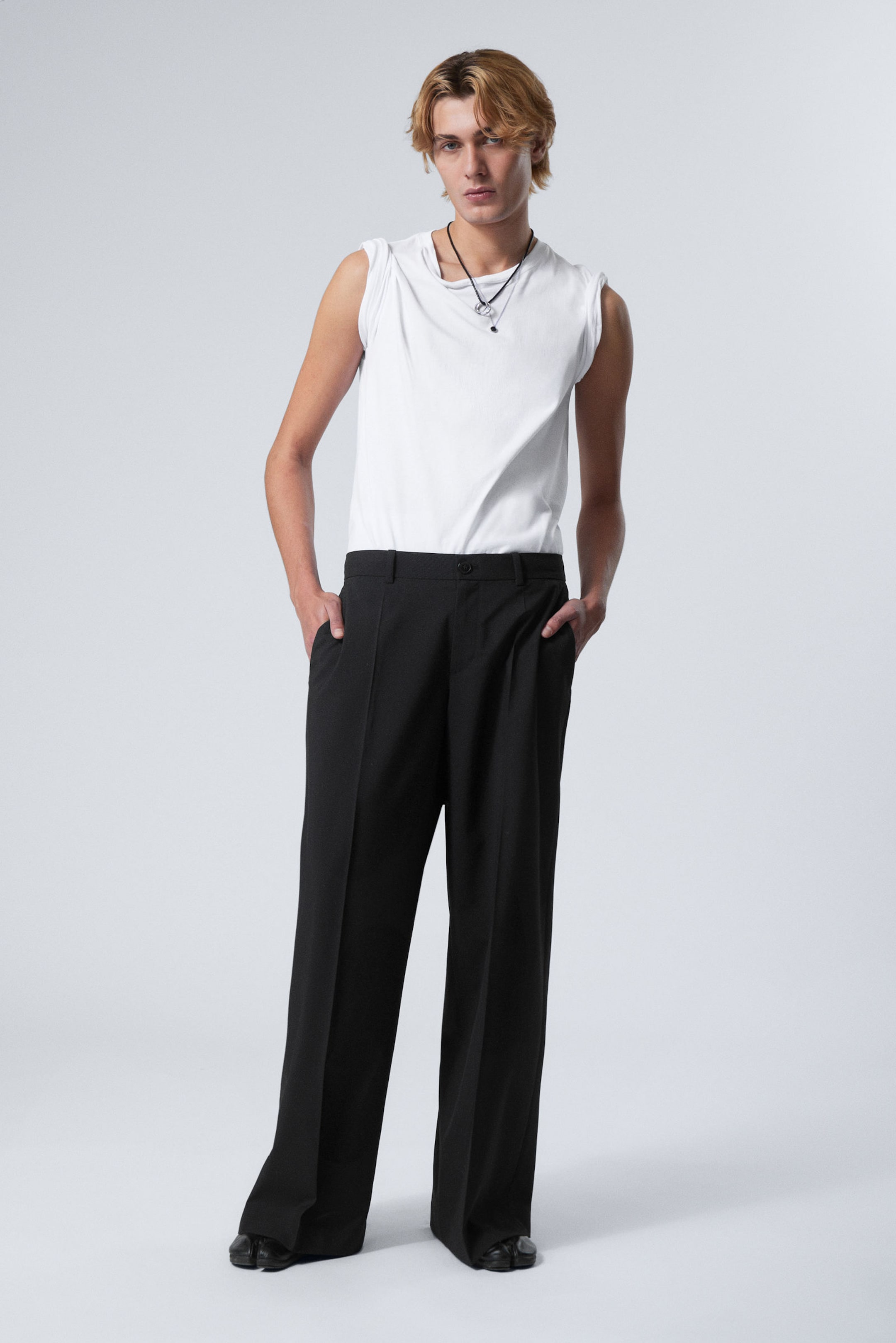 #272628 - Low Waist Loose Fit Suit Trousers - 1