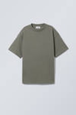 Dunkles, gedecktes Khaki - Kastiges T-Shirt - 1