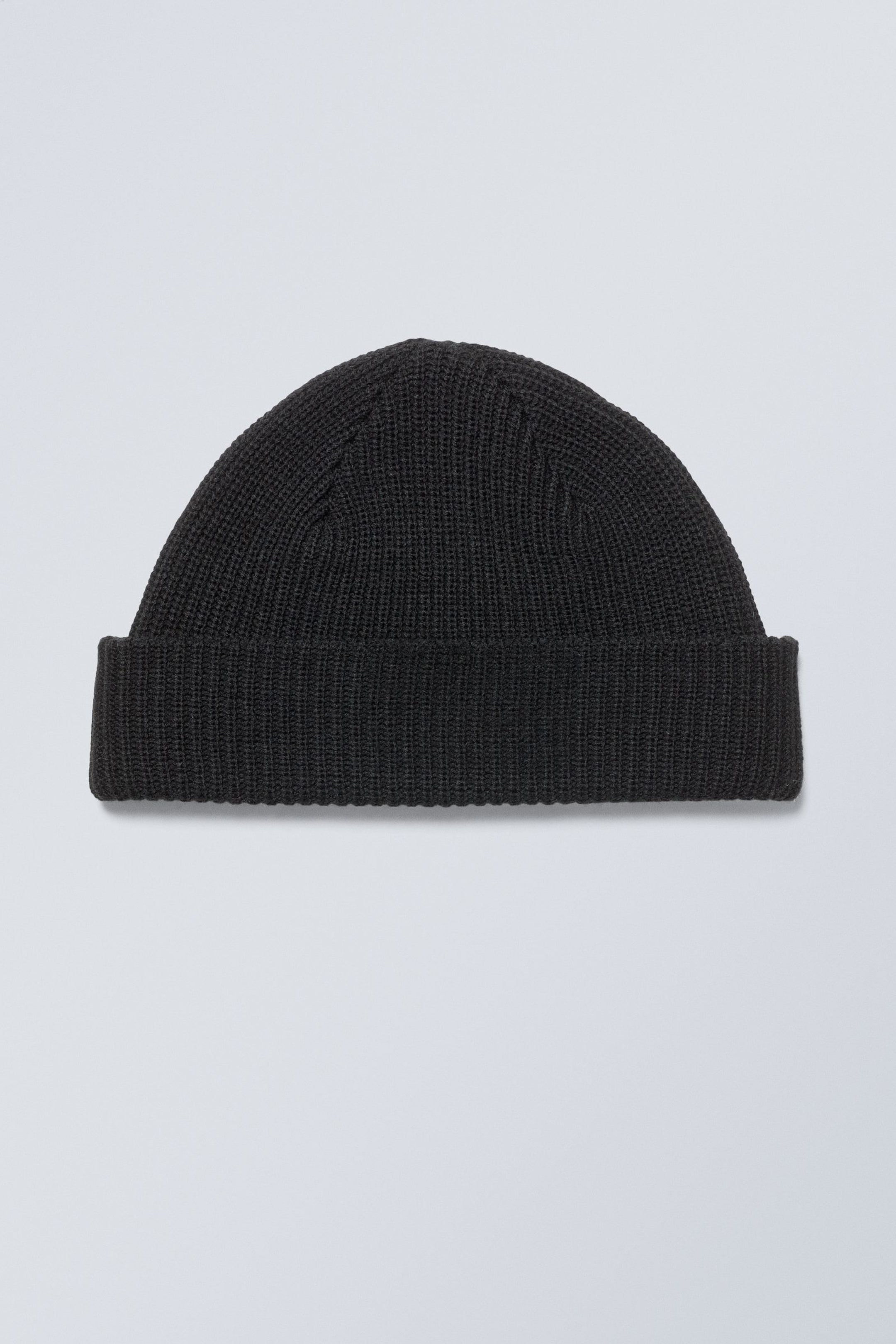 Black - Stan Beanie - 1